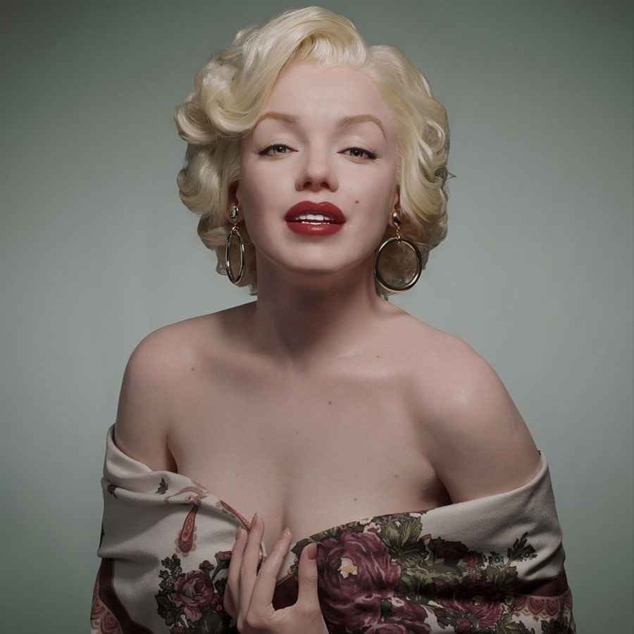 Silicone Real Life Size Bust 1:1 Marilyn Monroe - by Damtoys