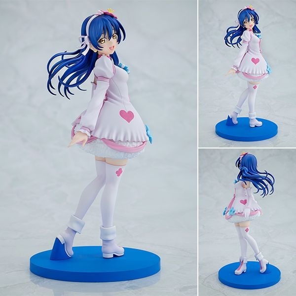 Non Scaled Figure Sonoda Umi - Bokutachi wa Hitotsu no Hikari Ver. Love Live! School Idol Project By KADOKAWA