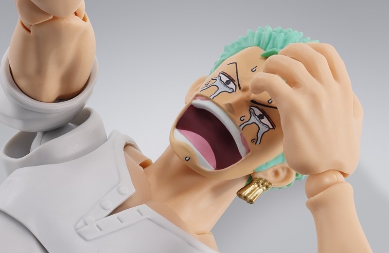SHF S.H.Figuarts Dracule Mihawk - Hawk-Eye Ver. One Piece By Premium Bandai