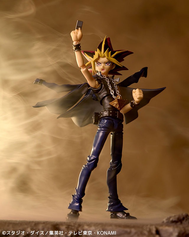 [READY STOCK ITEM] [With Bonus Gold Sarchopagus] Revoltech Yami Yugi - Yu-Gi-Oh! Duel Monsters By Kaiyodo