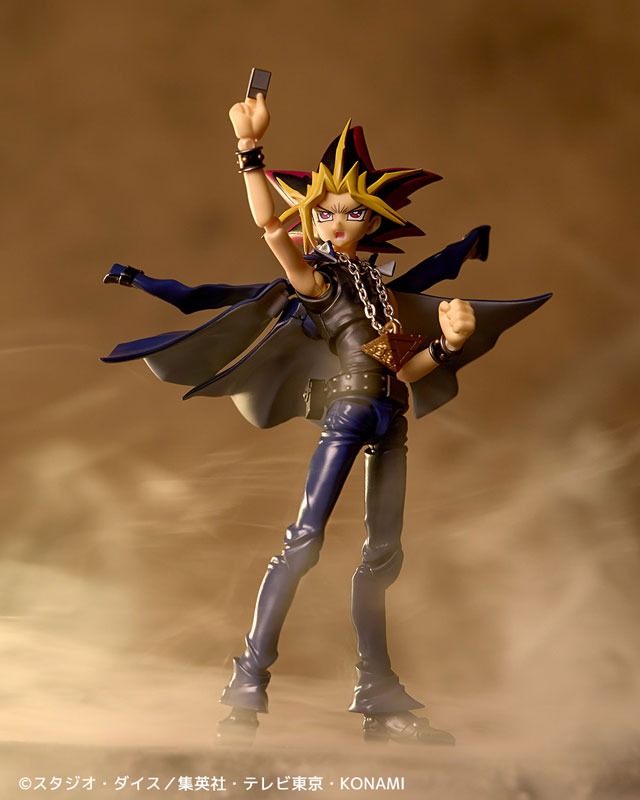 [READY STOCK ITEM] [With Bonus Gold Sarchopagus] Revoltech Yami Yugi - Yu-Gi-Oh! Duel Monsters By Kaiyodo
