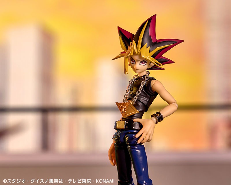 [READY STOCK ITEM] [With Bonus Gold Sarchopagus] Revoltech Yami Yugi - Yu-Gi-Oh! Duel Monsters By Kaiyodo