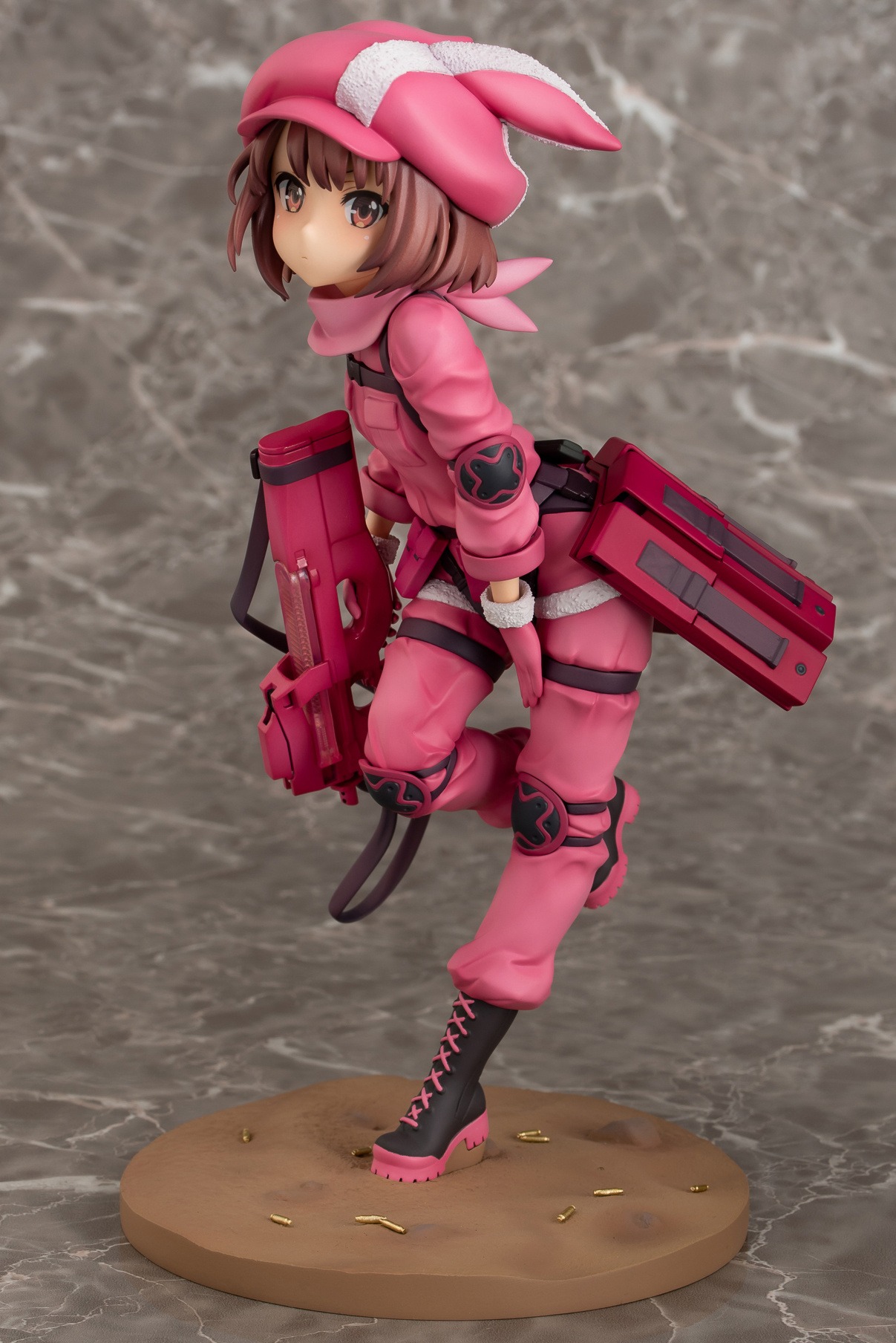 Scaled Figure 1/7 LLENN - Desert Bullet Ver. Sword Art Online Alternative: Gun Gale Online (Re-Release) By PLUM