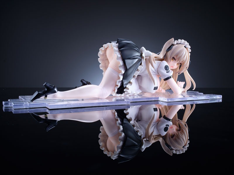 Scaled Figure 1/5 Elle - Illustration by Saitom By OMAHA