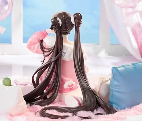 Scaled Figure 1/7 Lucia Pyroath - Pillow Talk Ver. Punishing: Gray Raven By Kuro Games