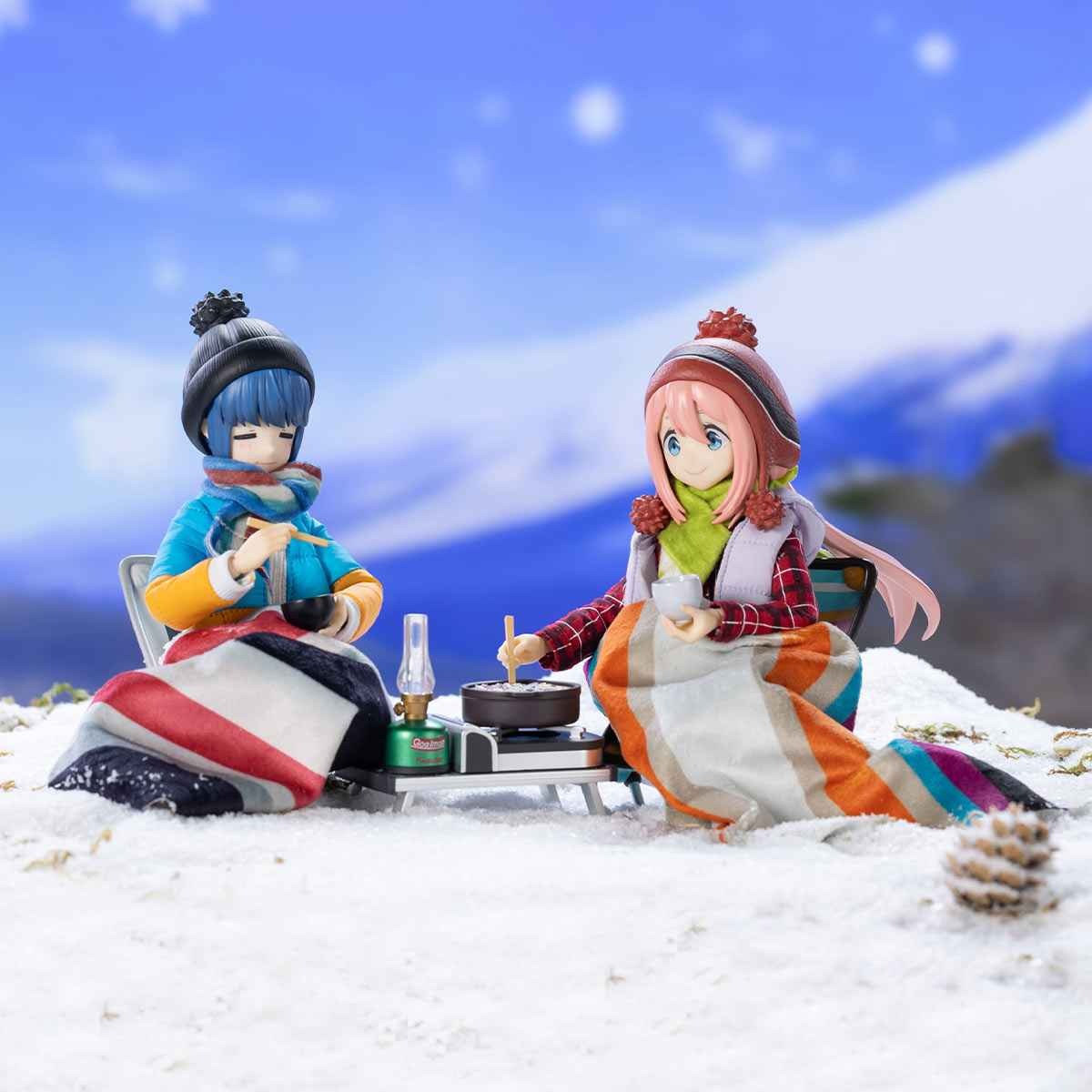 Action Figure 1/8 Shima Rin - Yuru Camp / Laid-Back Camp Or Kagamihara Nadeshiko By POP MART X GONG