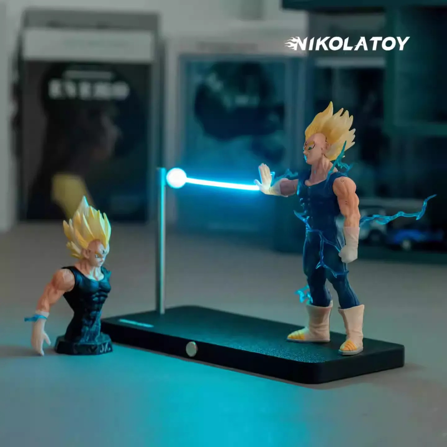 [With Magnetic LED] PVC Desktop Figure Super Saiyan Majin Vegeta Small Big Bang Attack Ver.  - Dragonball Z By Nikolatoy