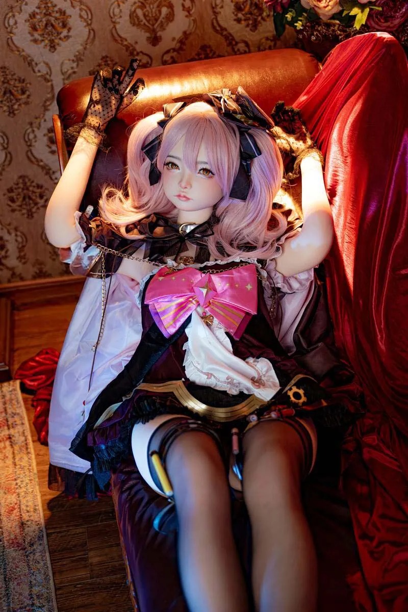 [Cast-Off] Real Life Size Full Silicone Action Figure (155cm) Taffy - Virtual Youtuber By Ta Wawa