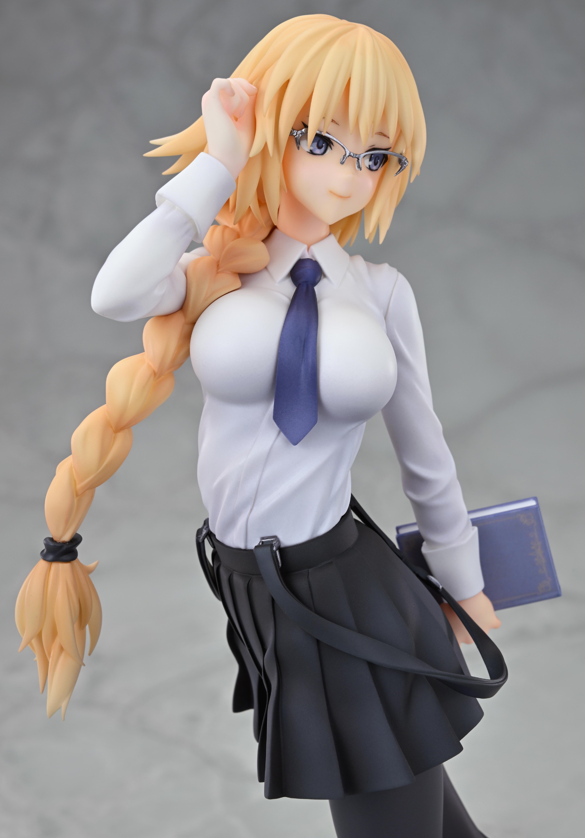 Scaled Figure 1/7 Saber of Red / Mordred - Original Glasses Model Ver Illustration by Otsutsugu Konoe Fate/Apocrypha By Wanderer