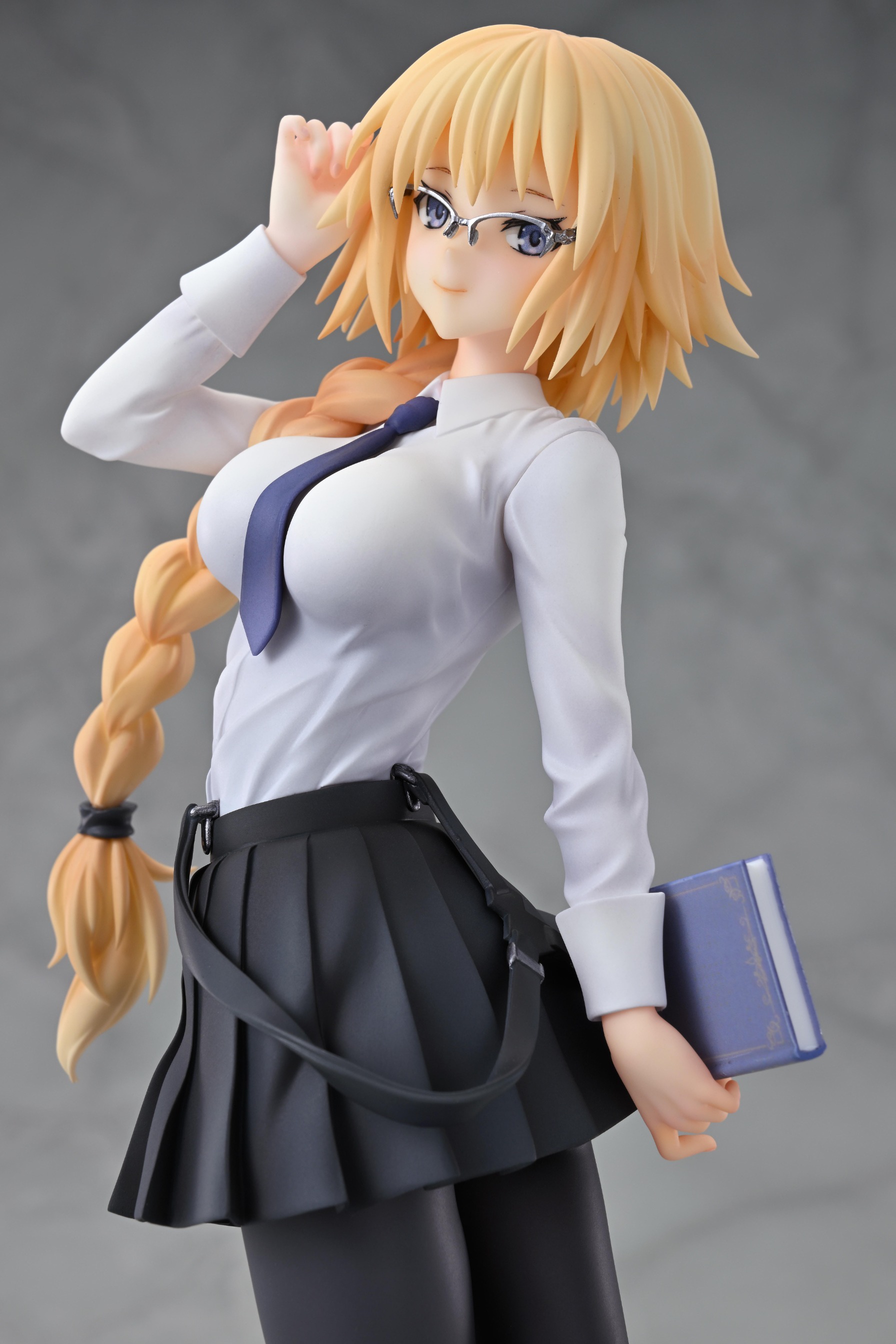 Scaled Figure 1/7 Saber of Red / Mordred - Original Glasses Model Ver Illustration by Otsutsugu Konoe Fate/Apocrypha By Wanderer