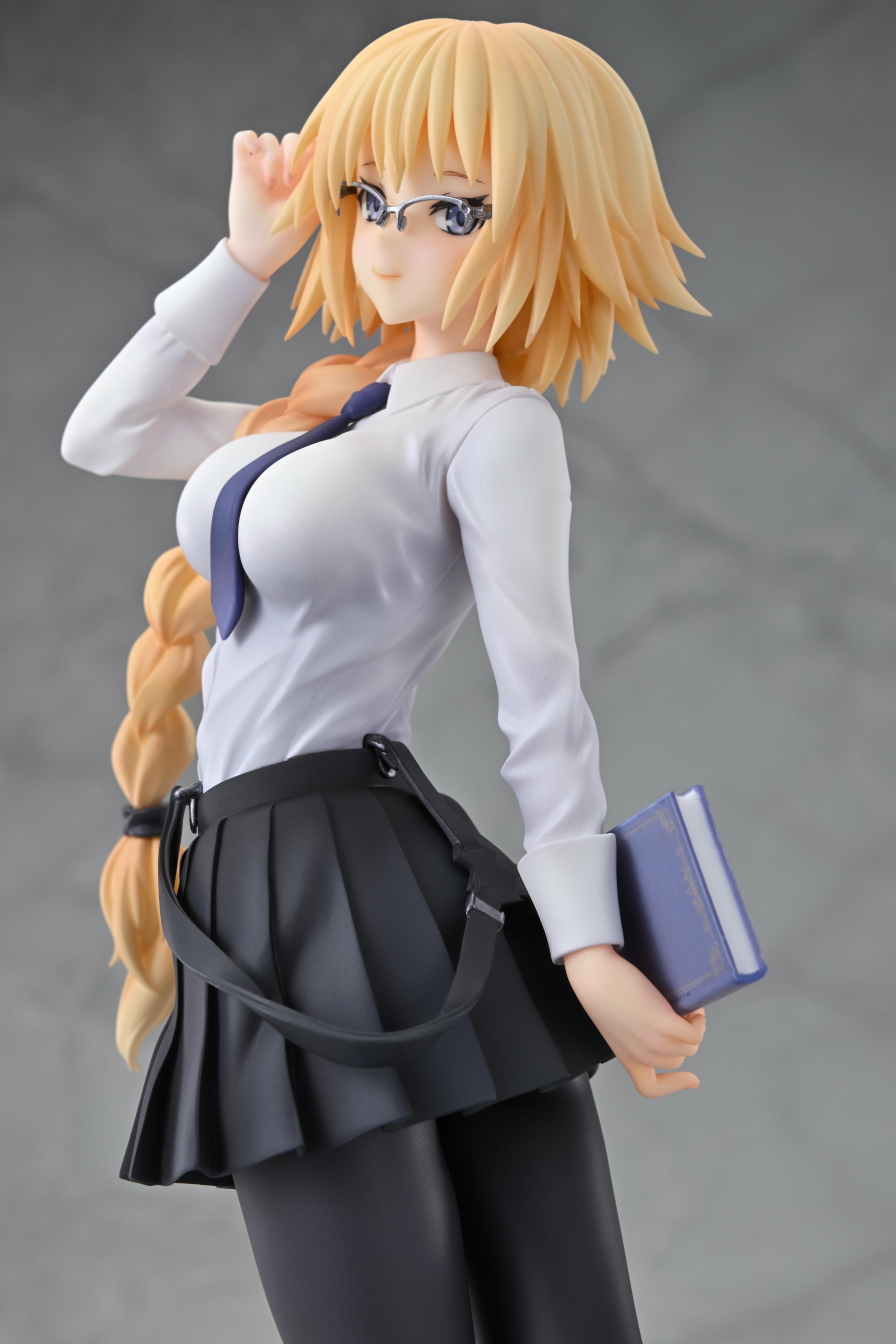 Scaled Figure 1/7 Saber of Red / Mordred - Original Glasses Model Ver Illustration by Otsutsugu Konoe Fate/Apocrypha By Wanderer
