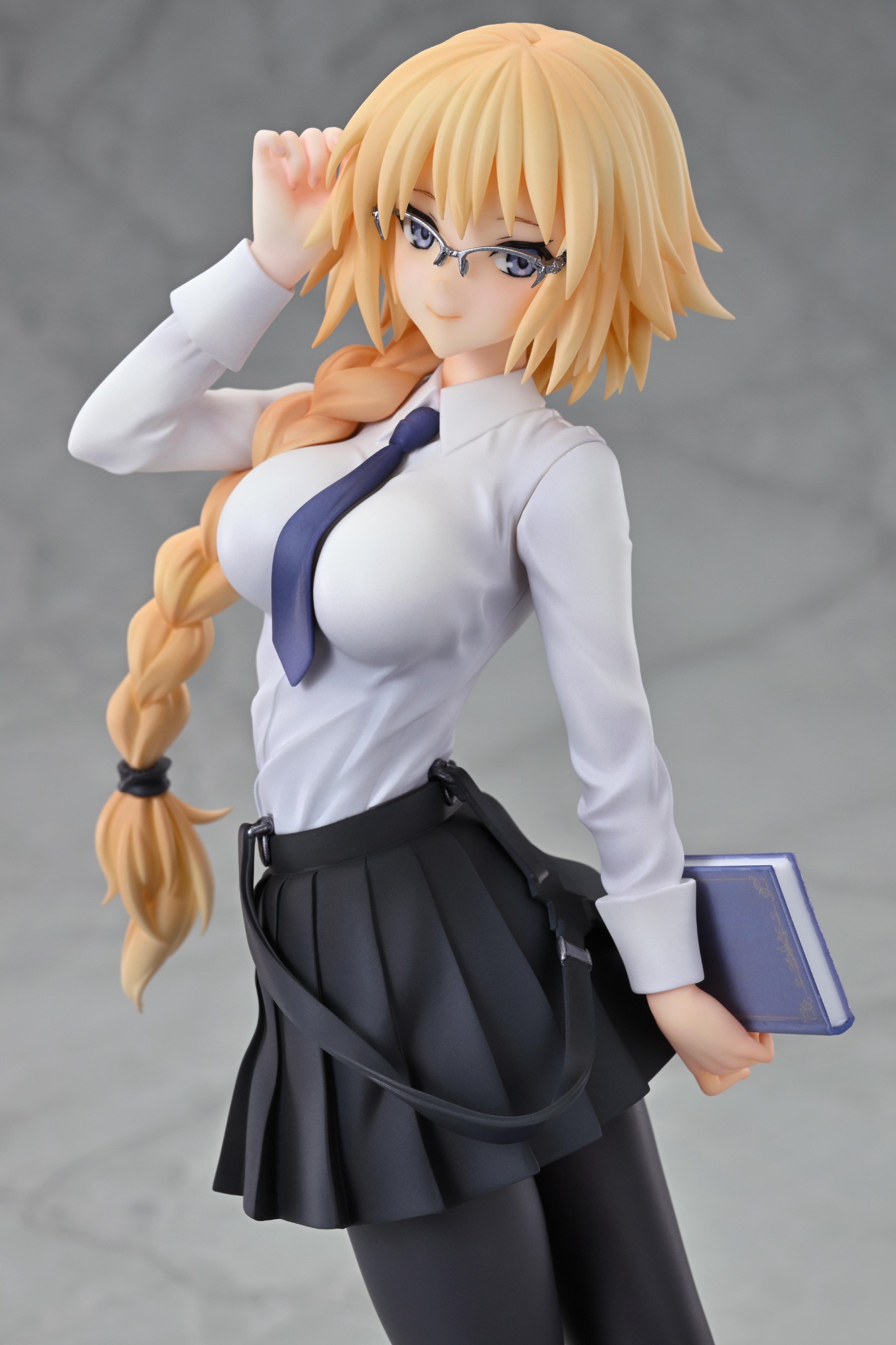 Scaled Figure 1/7 Saber of Red / Mordred - Original Glasses Model Ver Illustration by Otsutsugu Konoe Fate/Apocrypha By Wanderer