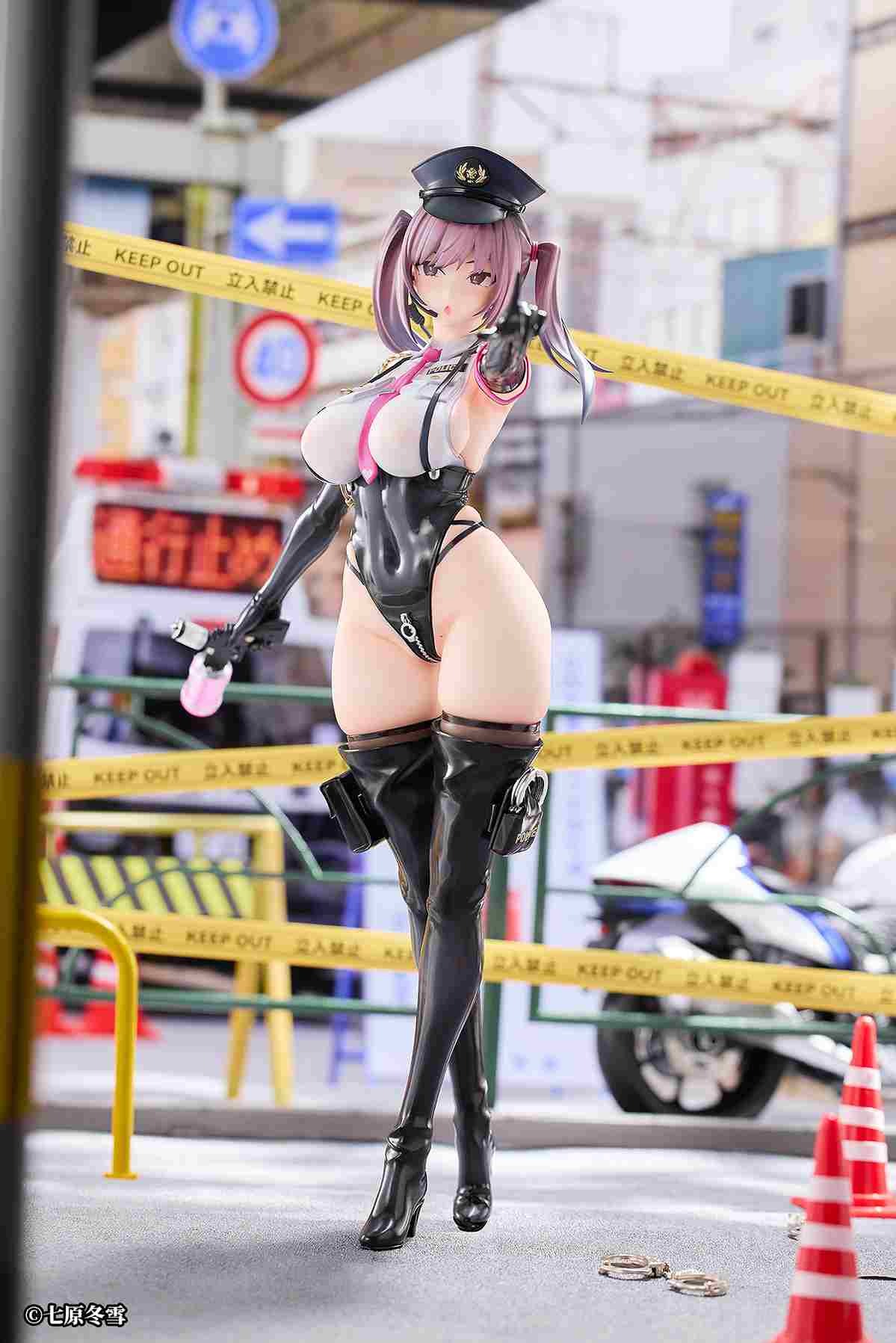 Scaled Figure 1/7 Utsunomiya Saki - Illustration by Nanahara Fuyuki By Vivify