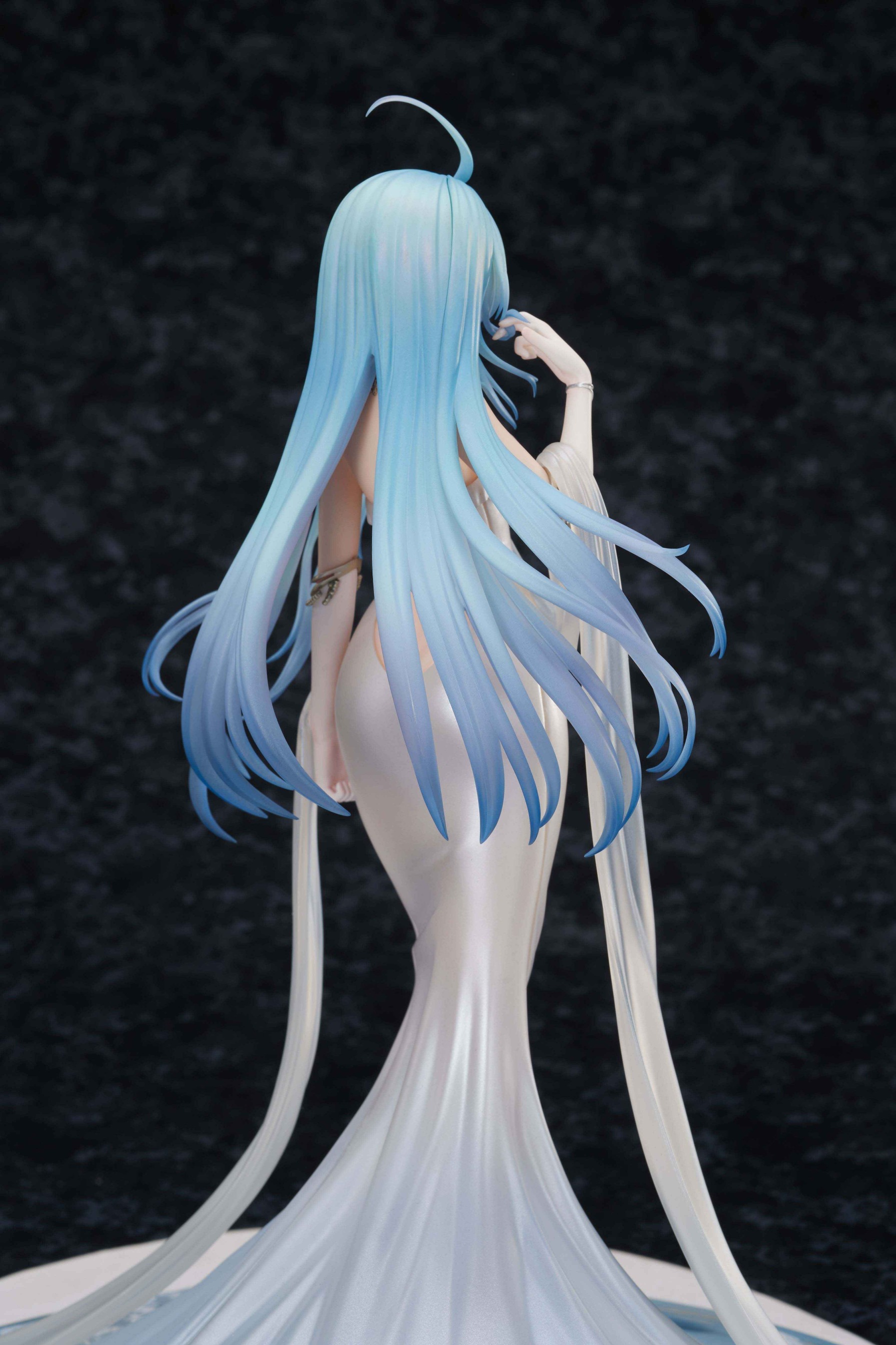Scaled Figure 1/7 Helena - Miracle in White Ver. Azur Lane By MAGIARTS