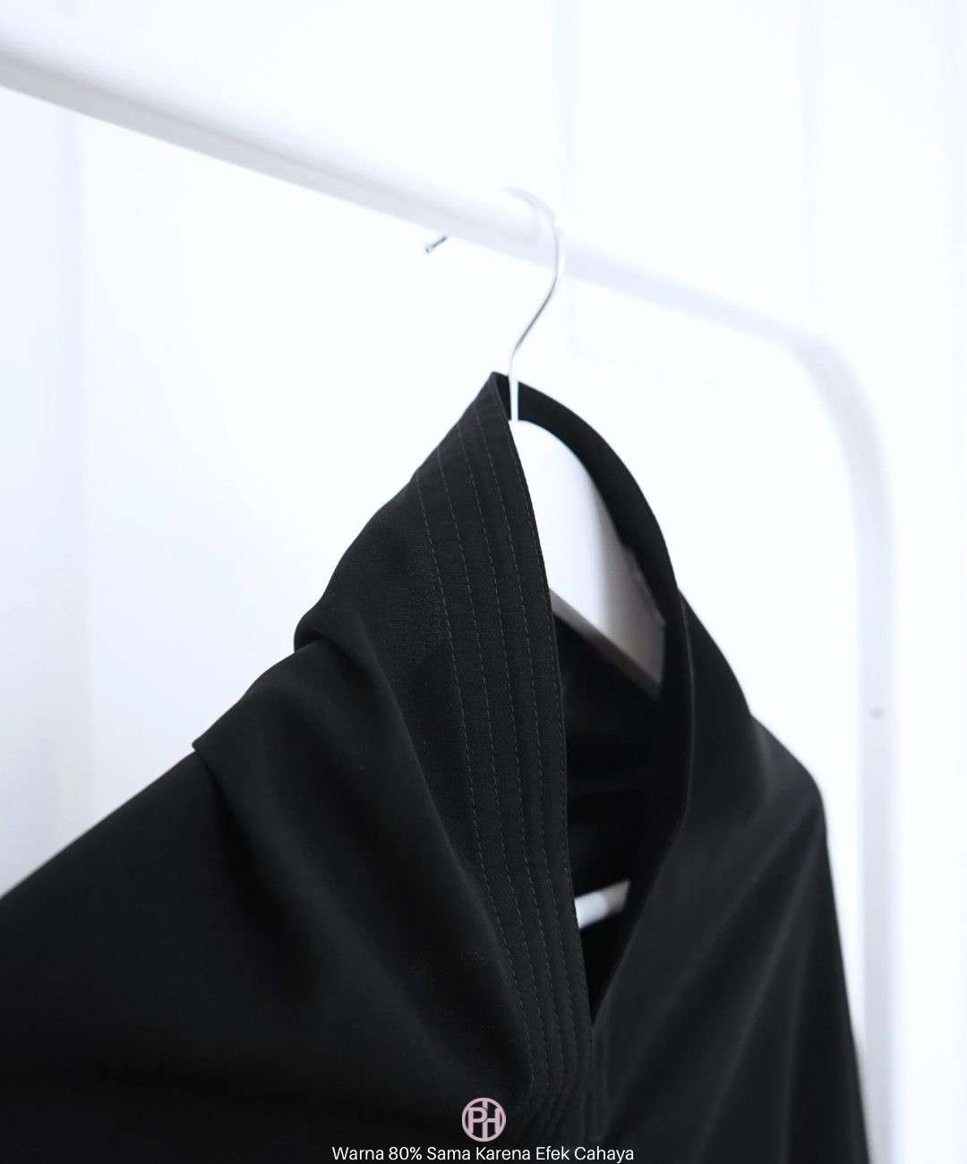 Bergo Zahra Wolfis Jetblack