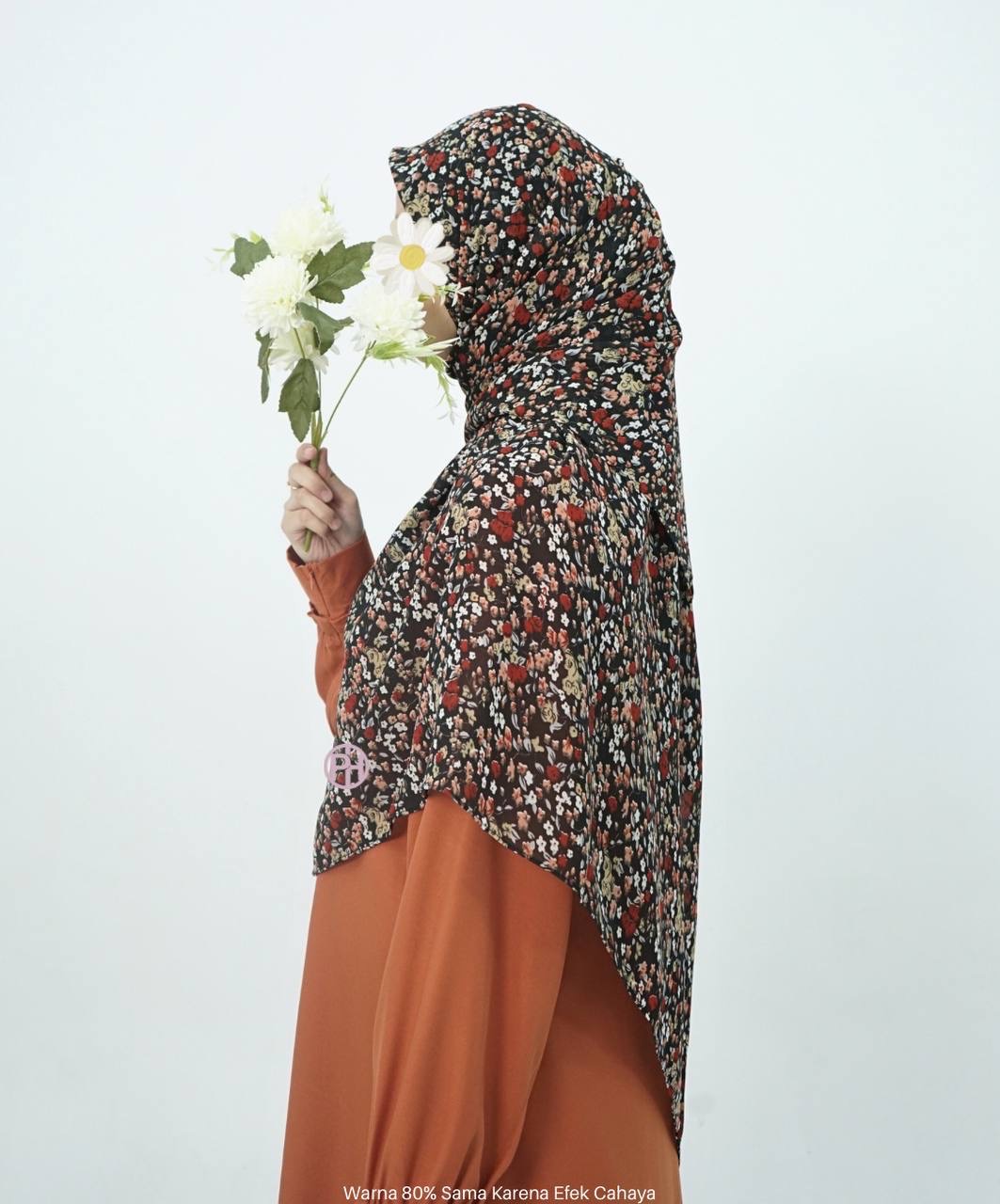 Defect Khimar Warda