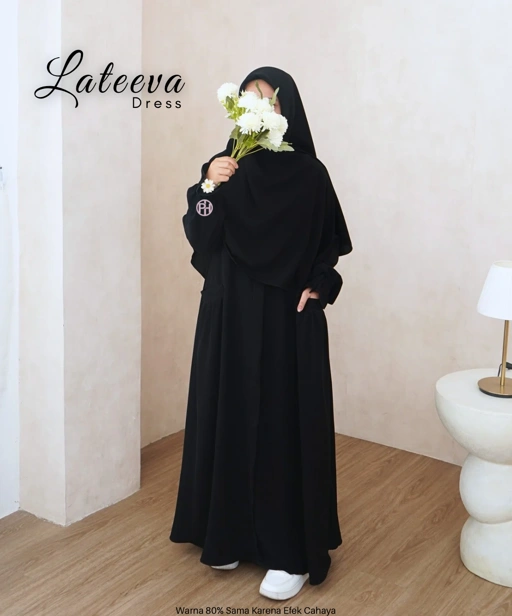 Image of Lateeva Dress (Jetblack)