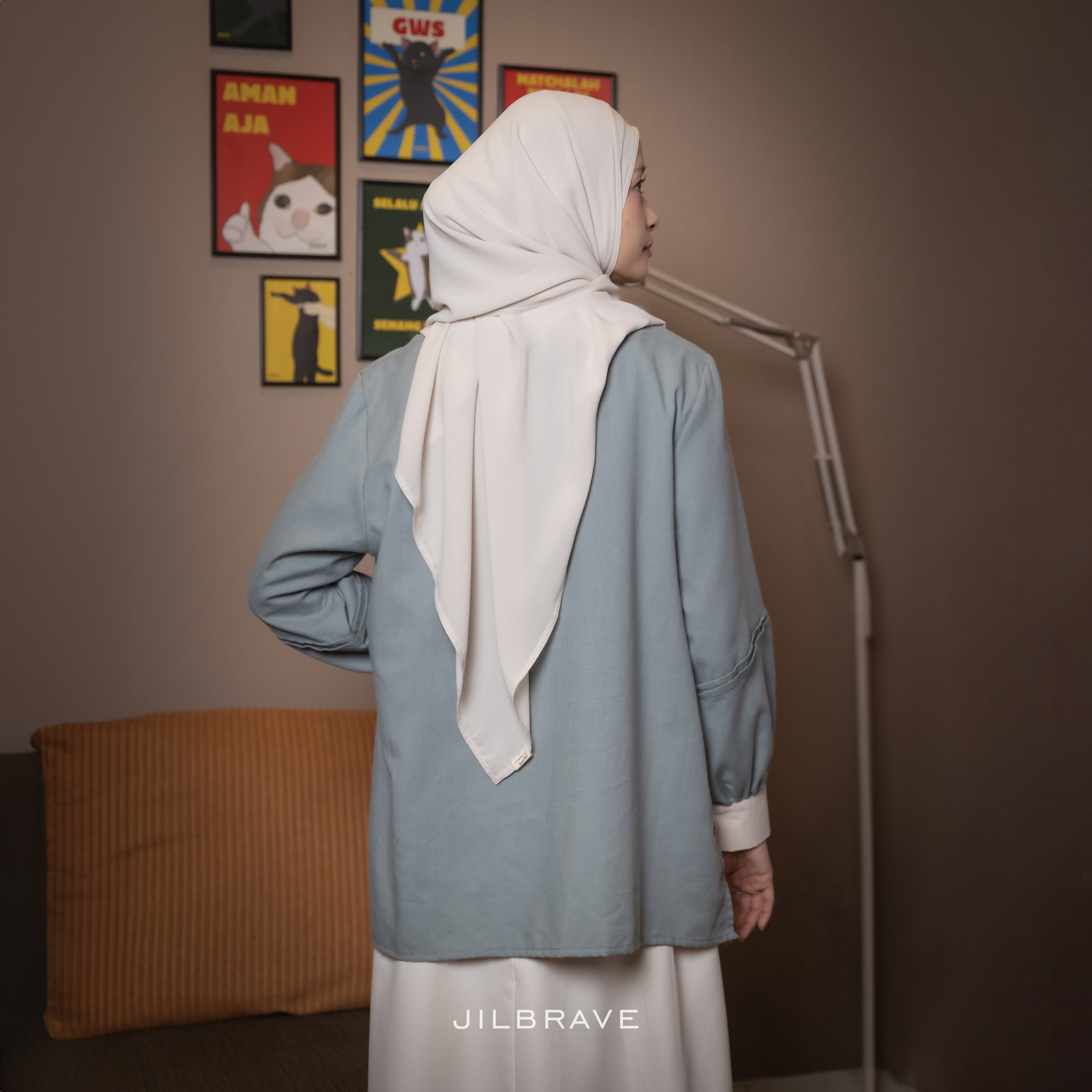 JILBRAVE Aiza Blouse Kemeja Cute Cutting Gelombang dengan Kancing Bunga Aksen Bordir Girly Korean Style