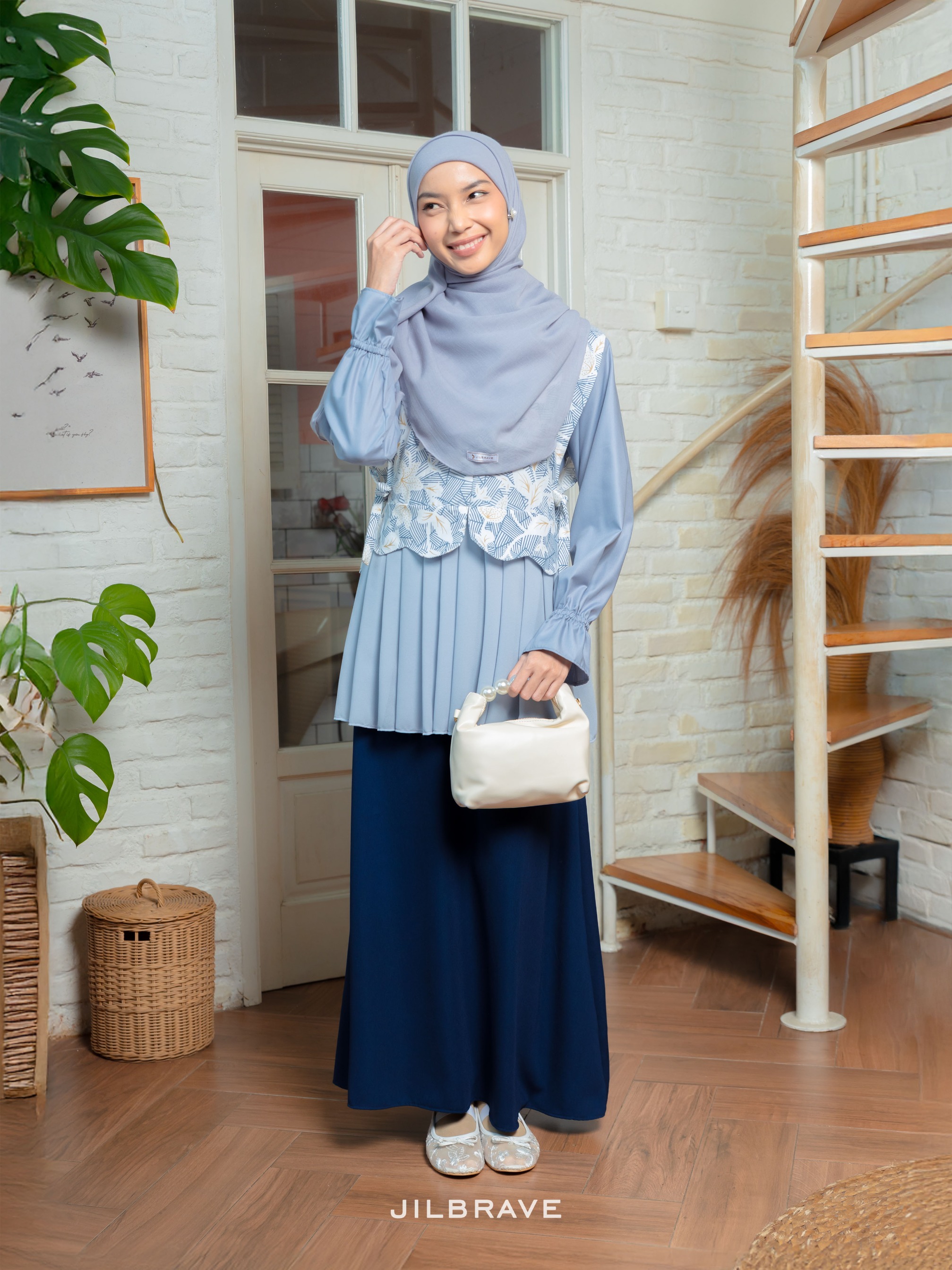 JILBRAVE Canthya Dress Gamis Set Outer Vest Batik Feminine Elegant Look