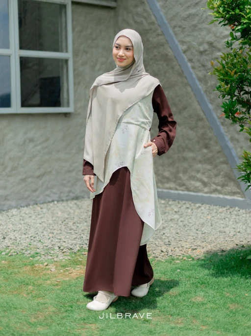 Image of JILBRAVE Hasna Dress Gamis Raya Lebaran Motif Feminine Elegant