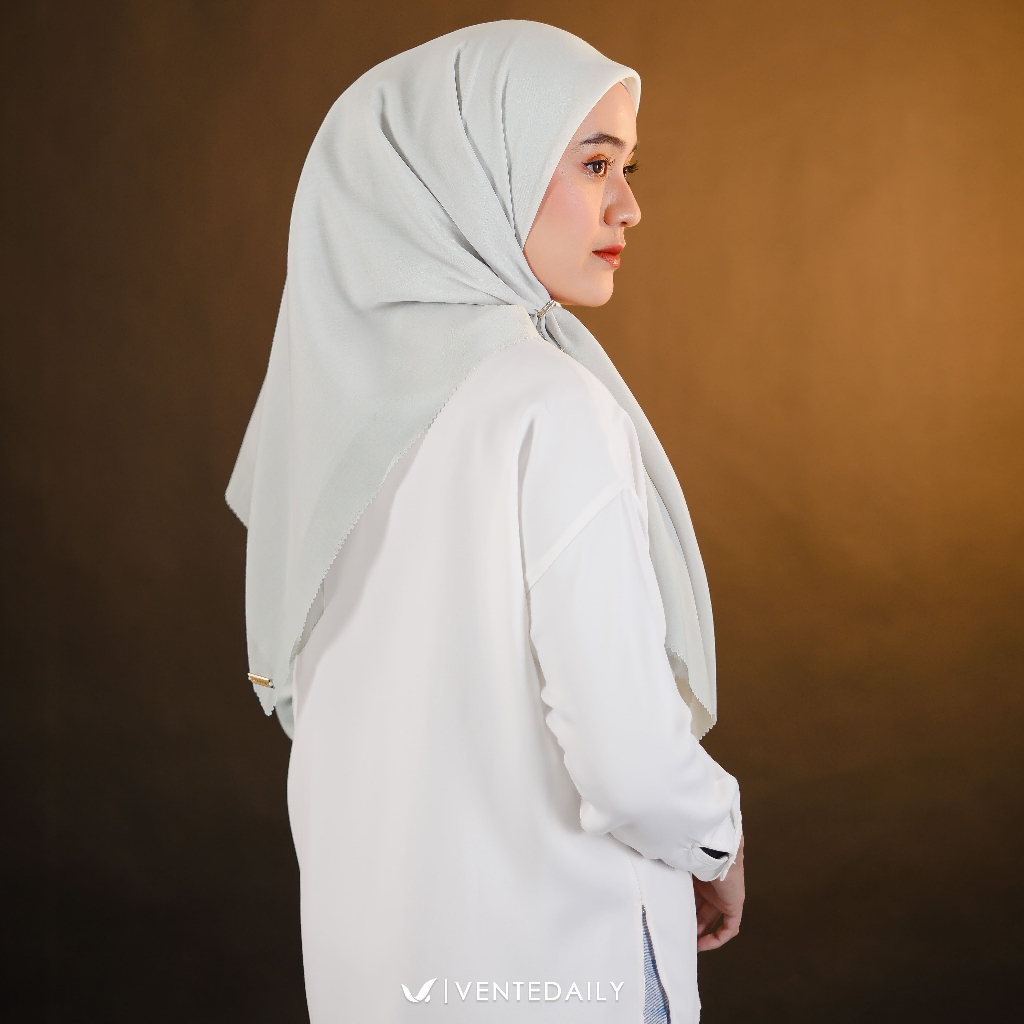 Ventedaily - Sofia Hijab Segi Empat Paris Voal Laser Cut Terbaru