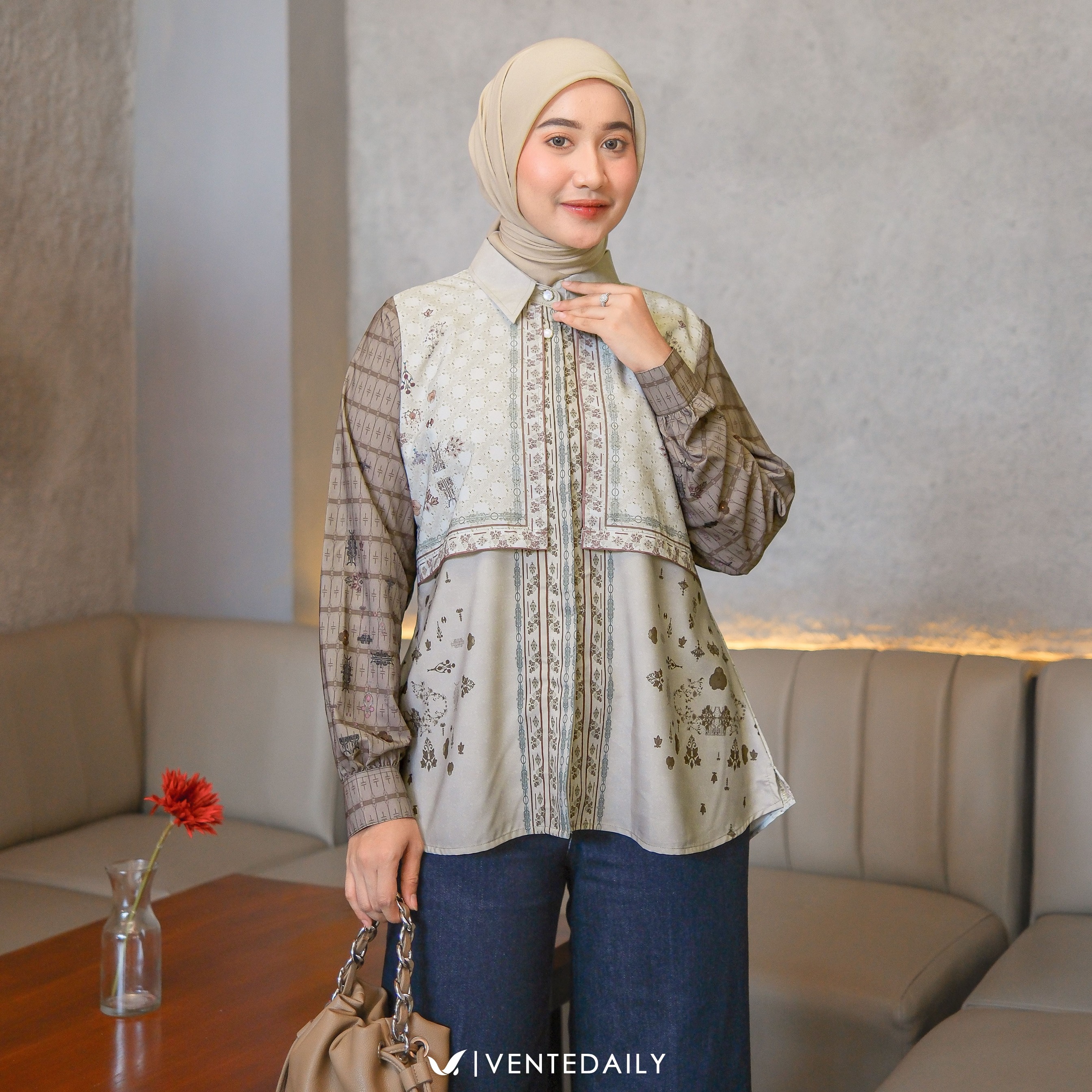 KANIA TUNIK - VENTEDAILY