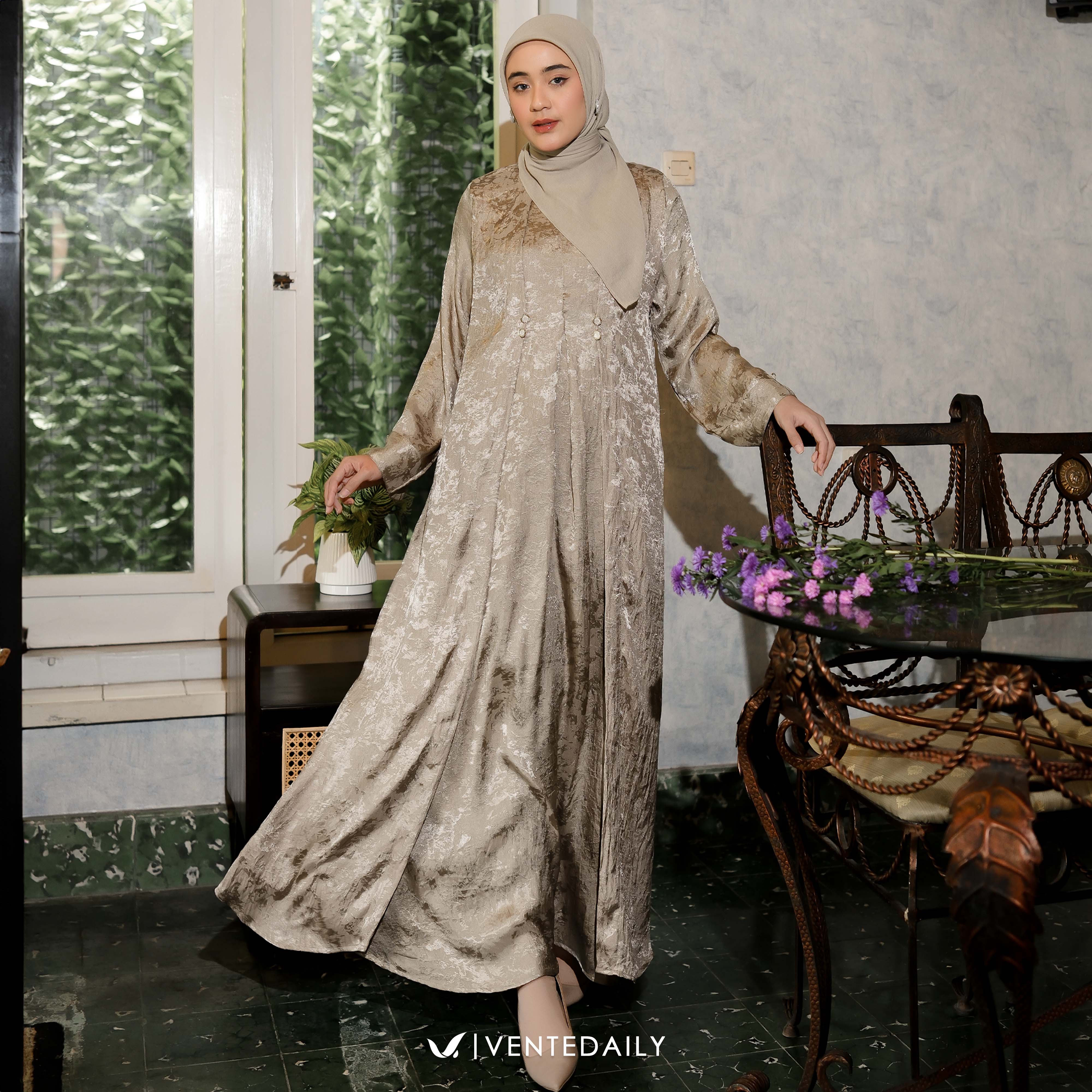 Khalila Abaya by Ventedaily