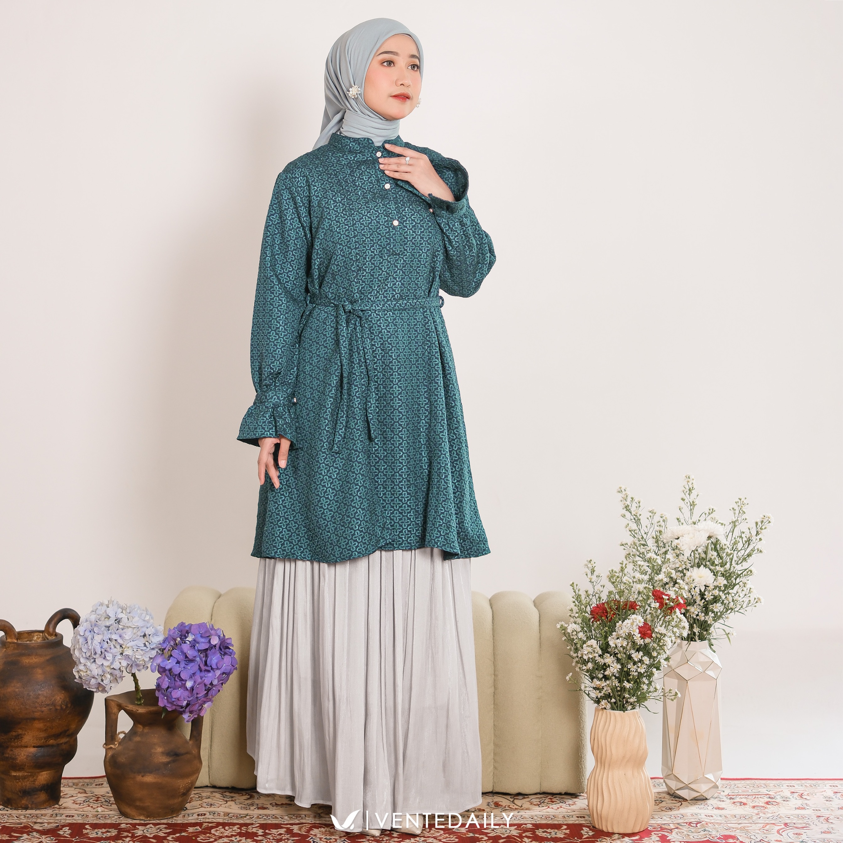 Ventedaily - Rafifa Tunik Atasan Wanita Model Kekinian Mewah Kondangan Terbaru