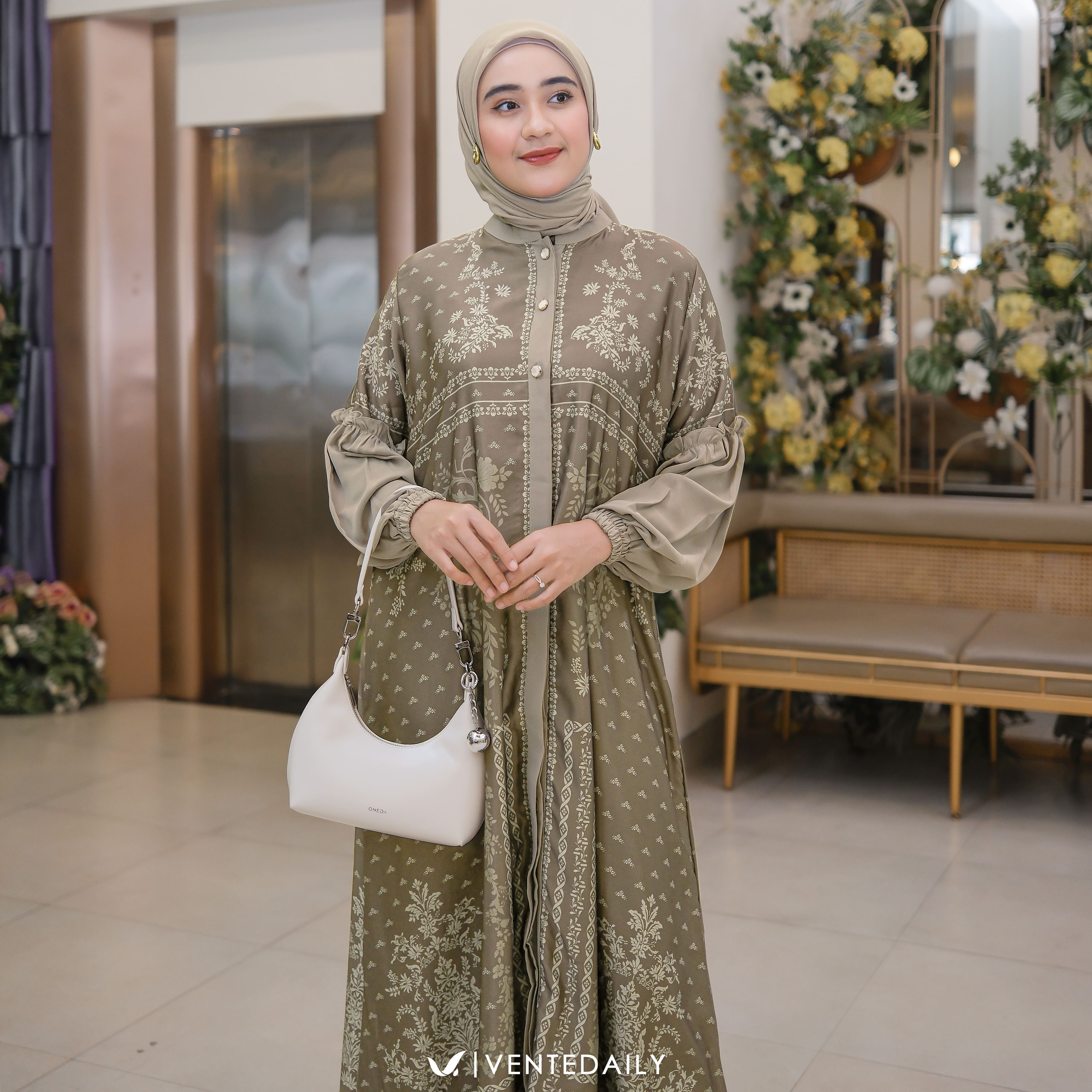 Ventedaily - Aelin Gamis Wanita Muslim Mewah Kondangan Hajatan Arisan Motif Bunga Terbaru