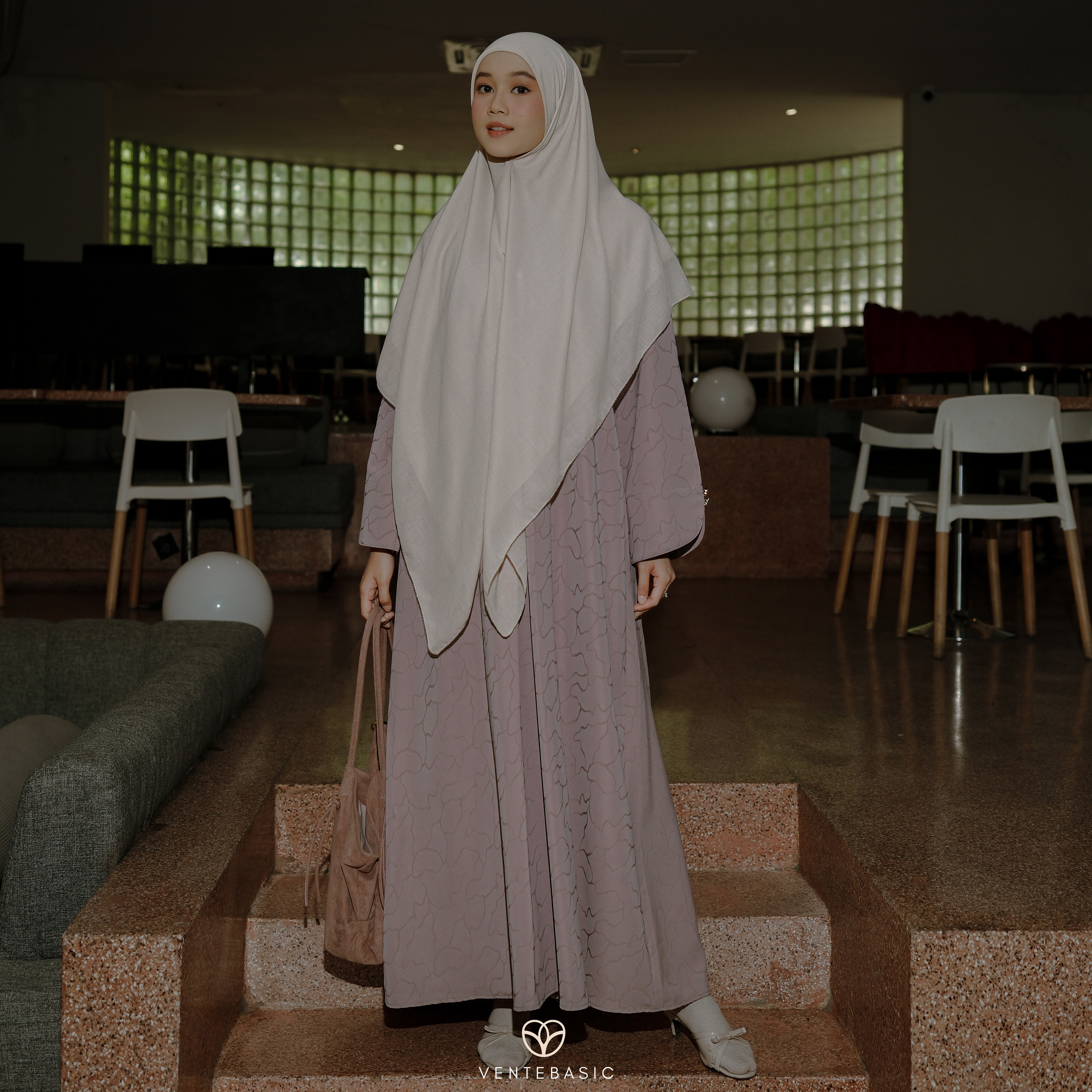 HANEEN ABAYA - VENTEDAILY