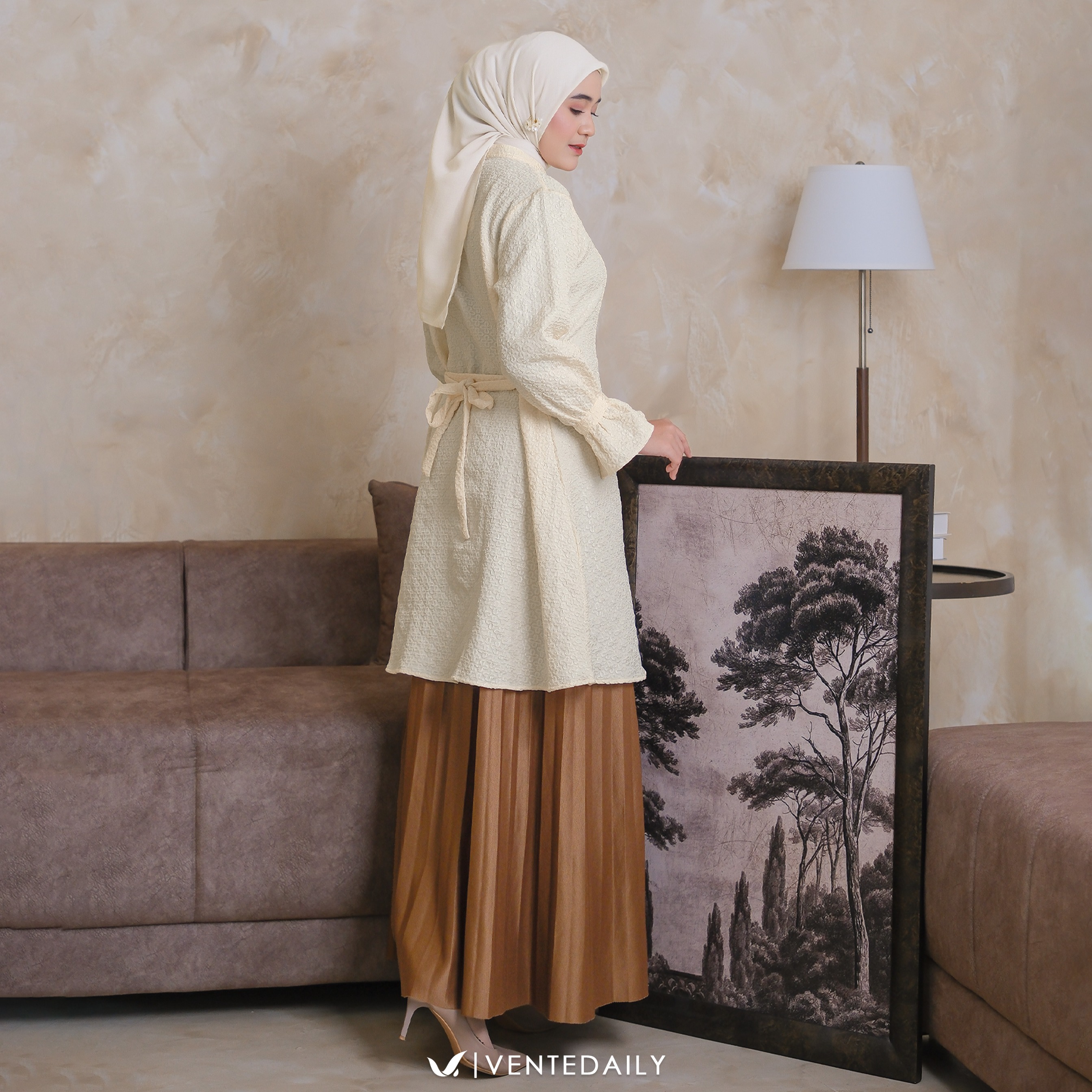 Ventedaily - Rafifa Tunik Atasan Wanita Model Kekinian Mewah Kondangan Terbaru