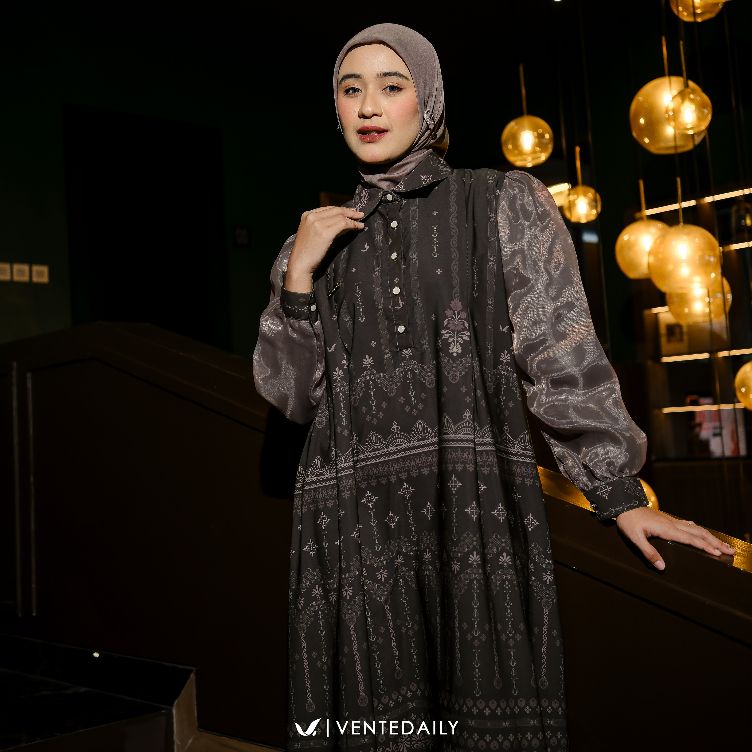 ANDIRA MAXY - VENTEDAILY