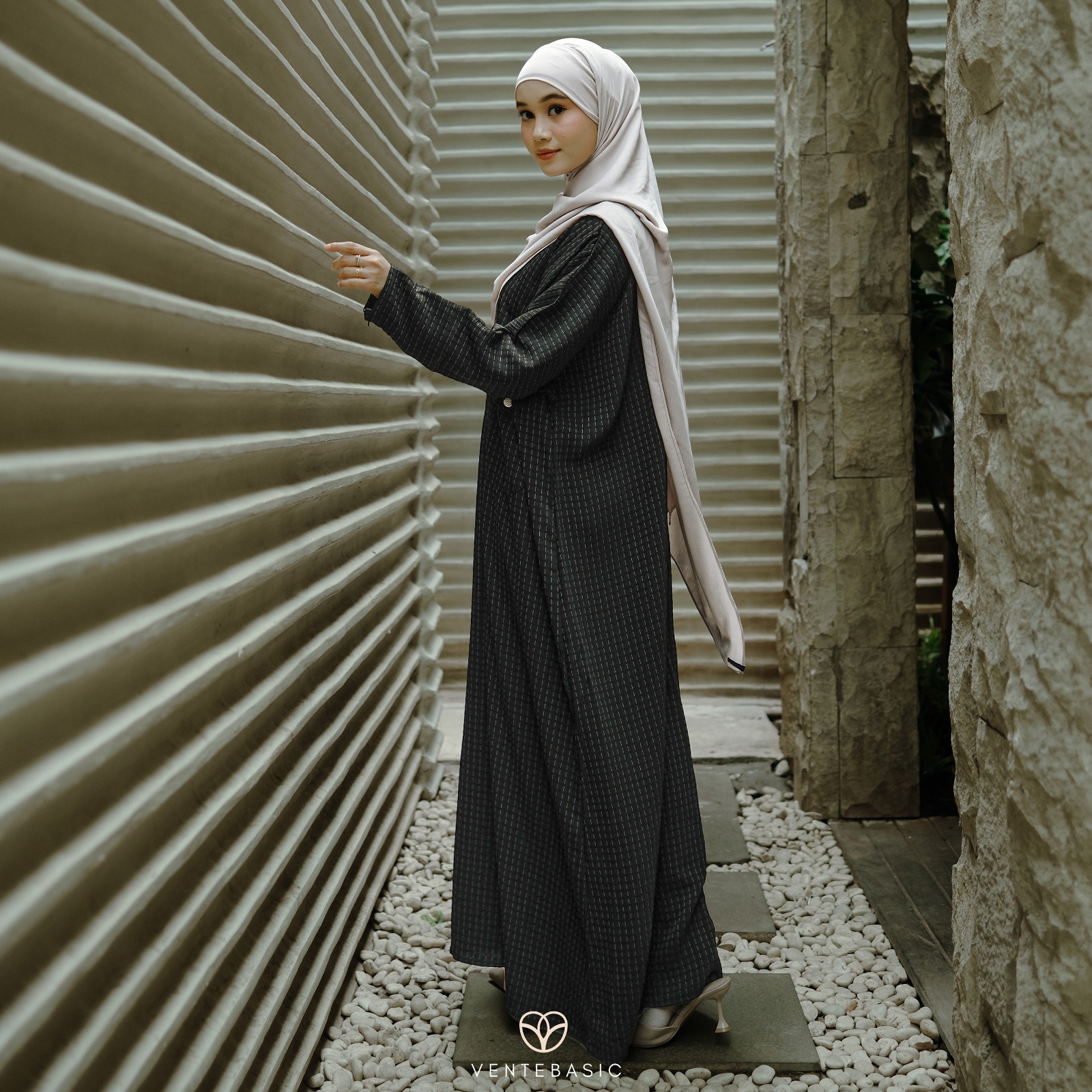 NURIYYA ABAYA - VENTEDAILY