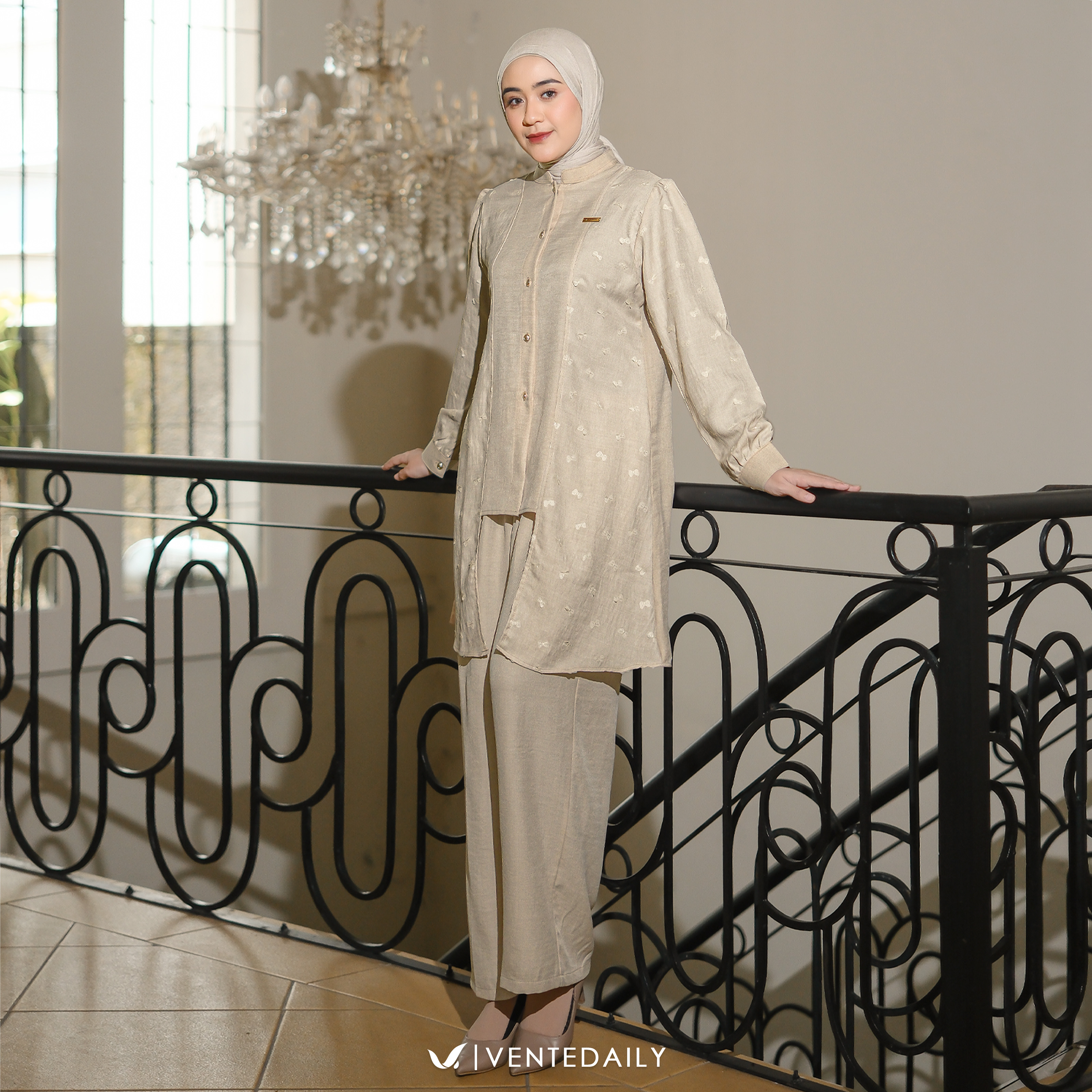 MAULIN ONESET - VENTEDAILY