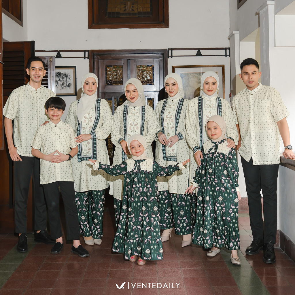 ANINDITA FAMILY - VENTEDAILY