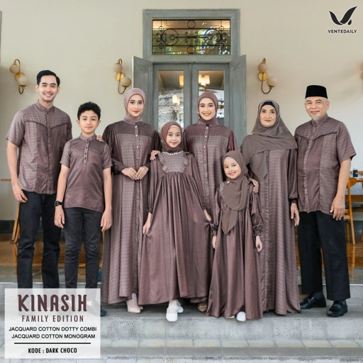 Image of Kinasih Family | Sarimbit Lebaran 2025
