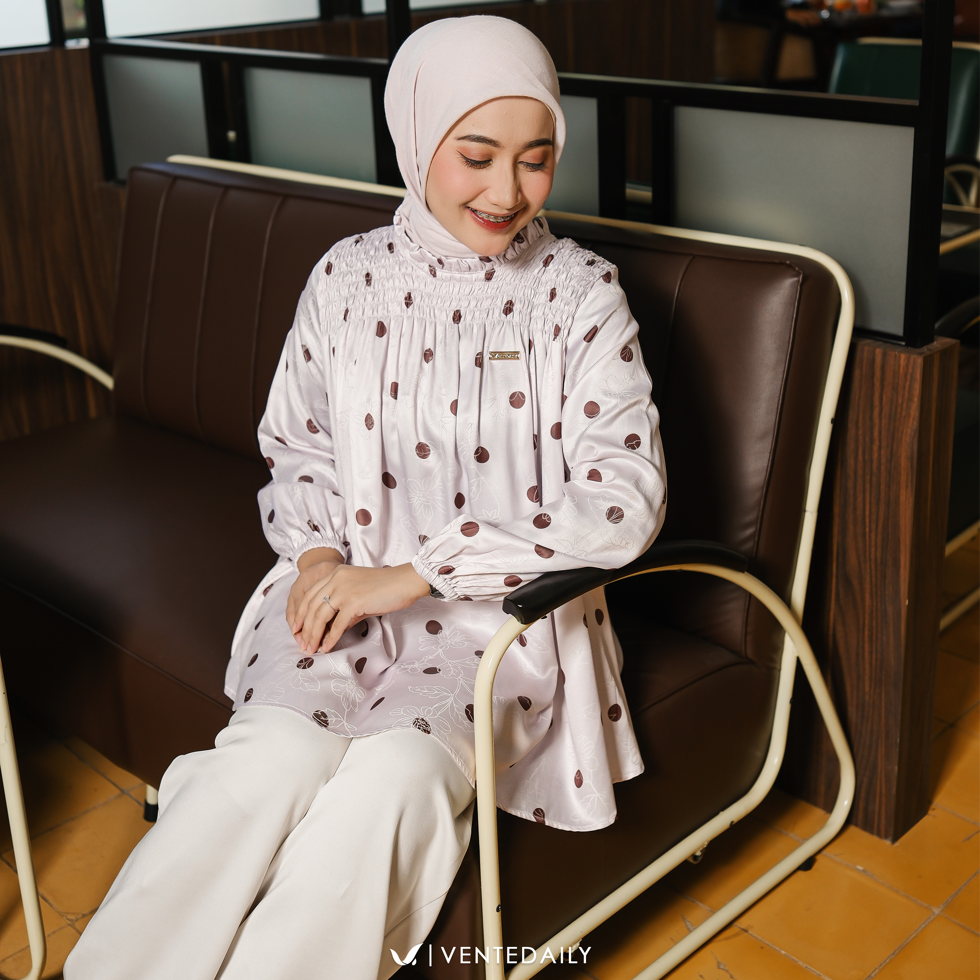 KARIN TUNIK - VENTEDAILY