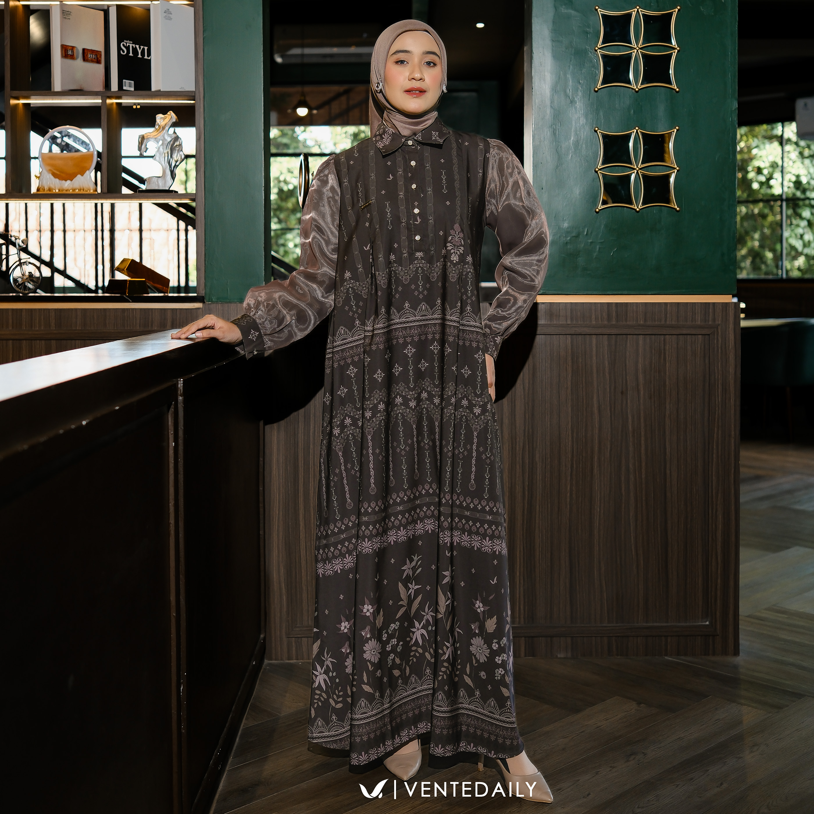 ANDIRA MAXY - VENTEDAILY