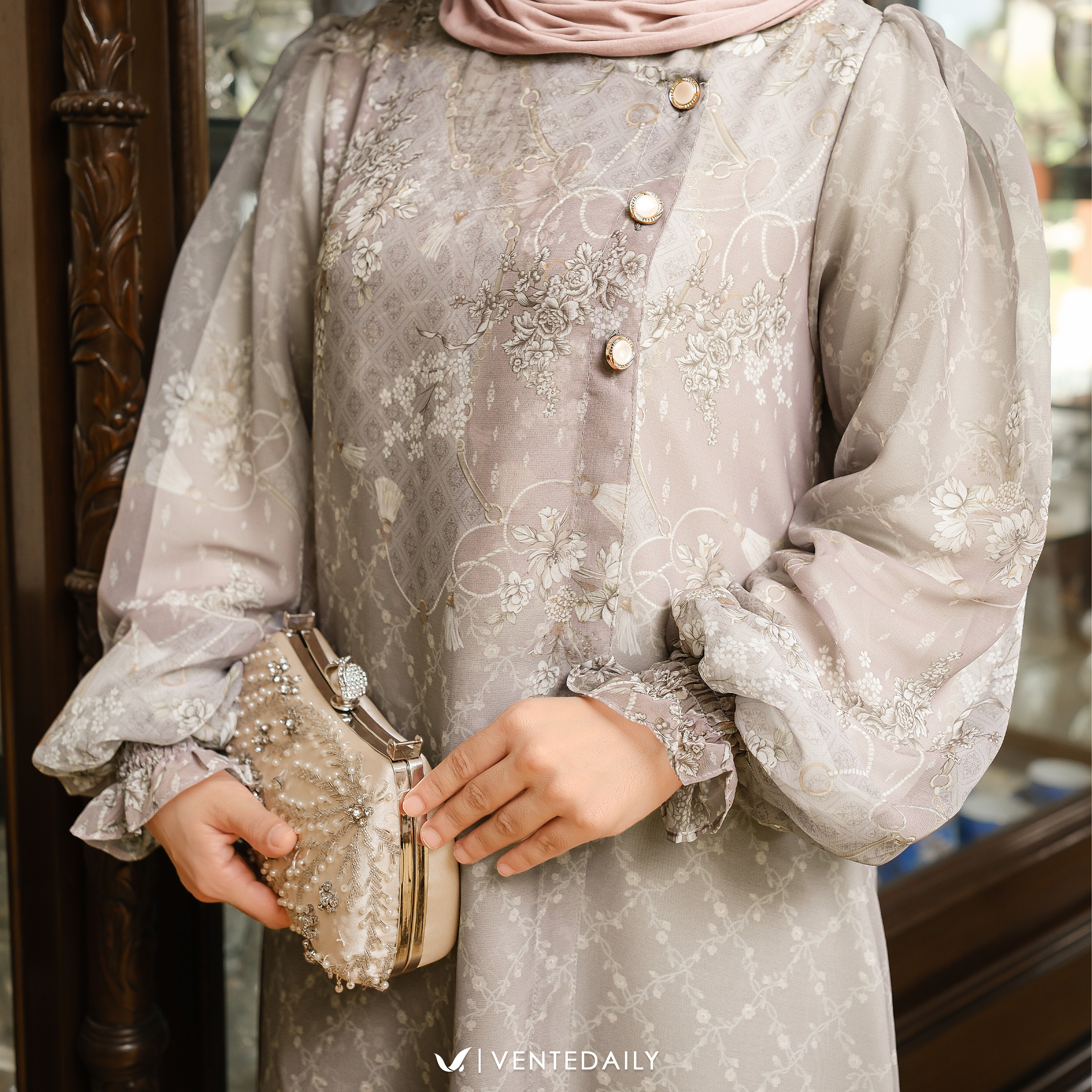 SHEIRA MAXY - VENTEDAILY