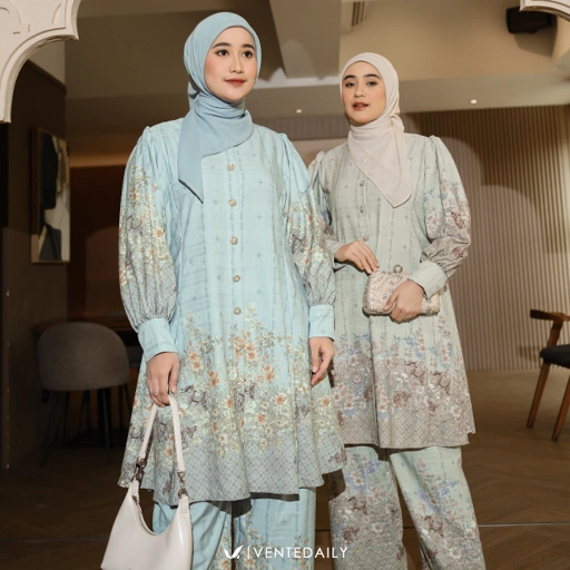 Image of Liora Oneset by Ventedaily