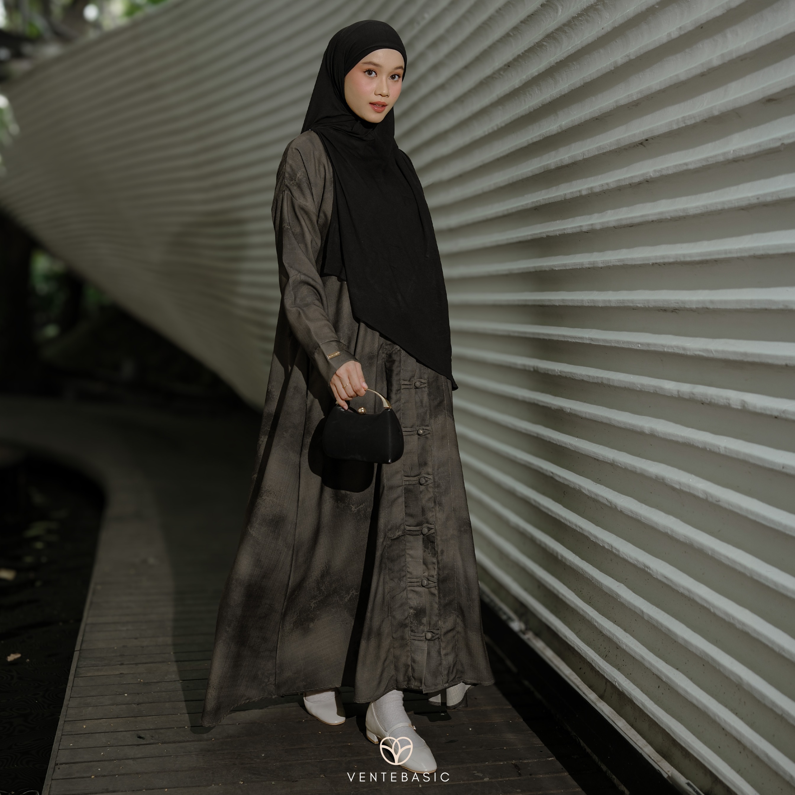 JENAYA ABAYA - VENTEDAILY