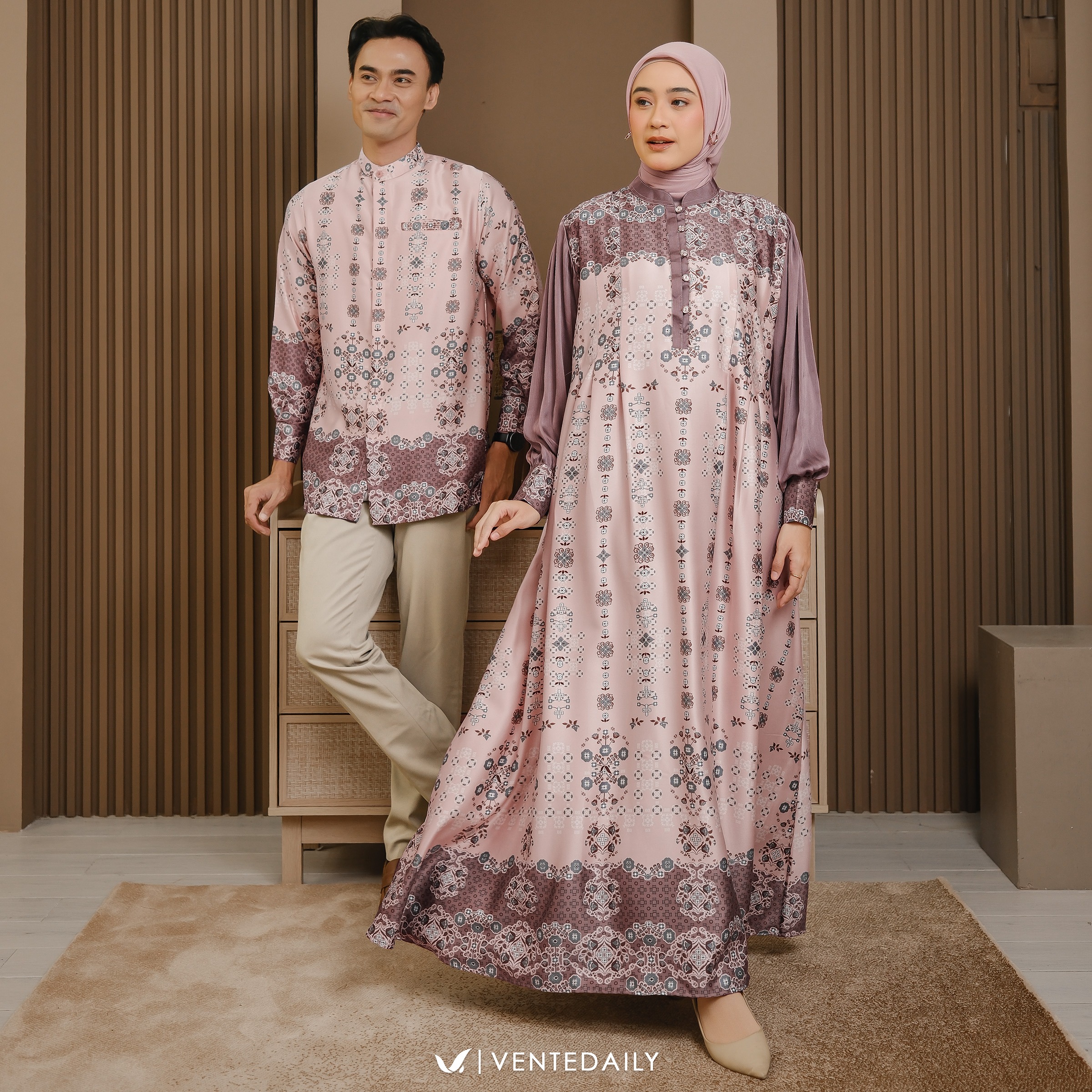 SHANAYA COUPLE - VENTEDAILY
