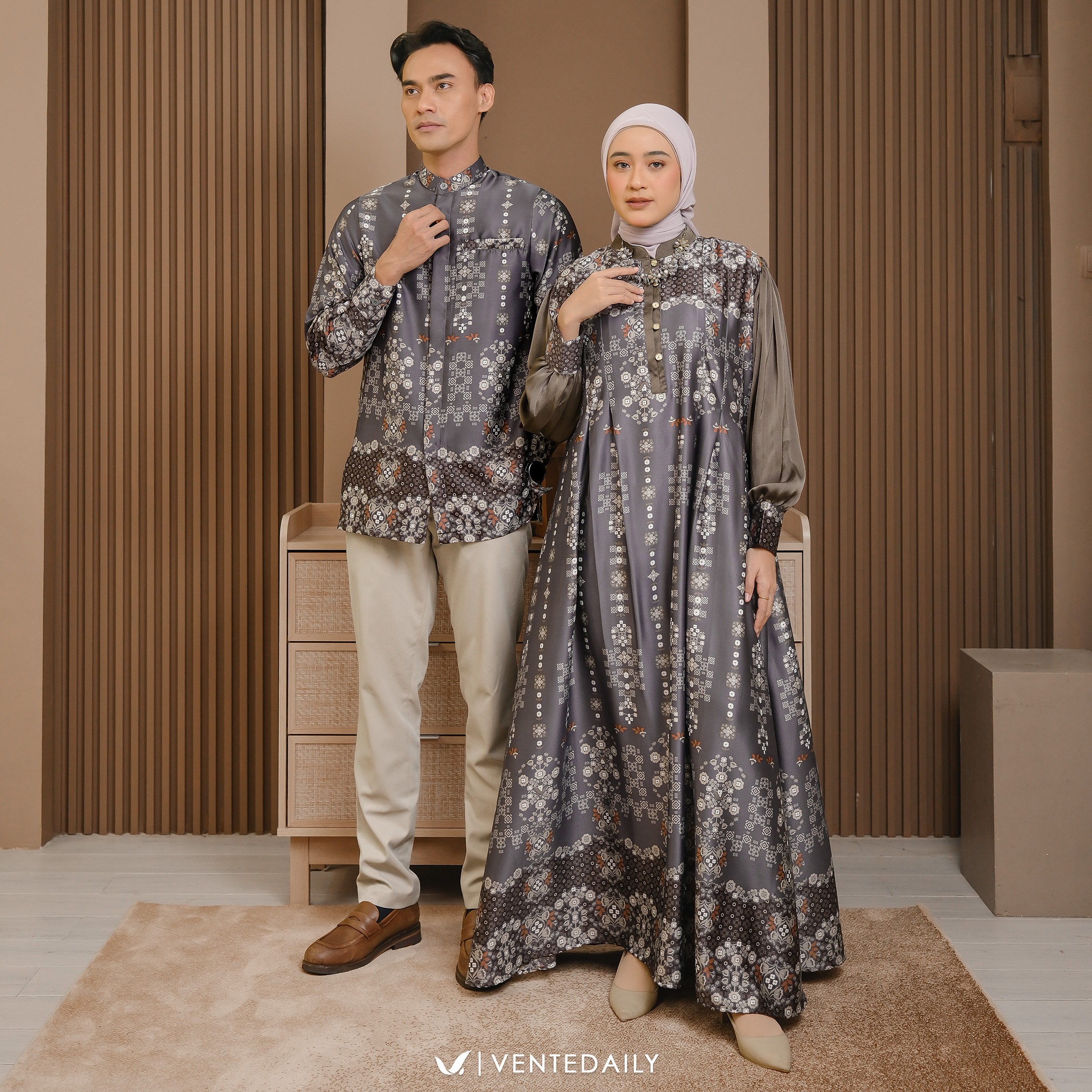 SHANAYA COUPLE - VENTEDAILY