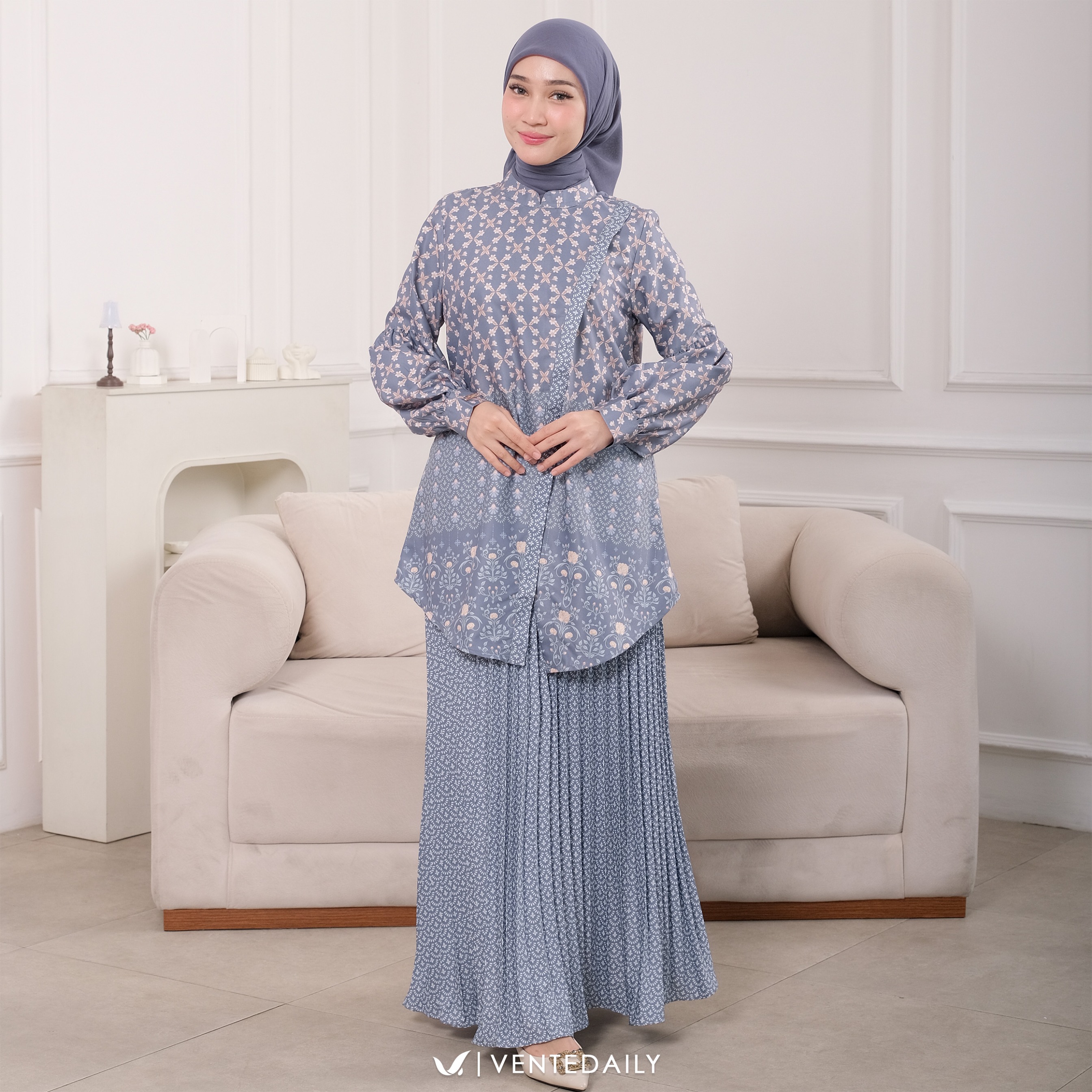 VELIA ONESET ROK - VENTEDAILY