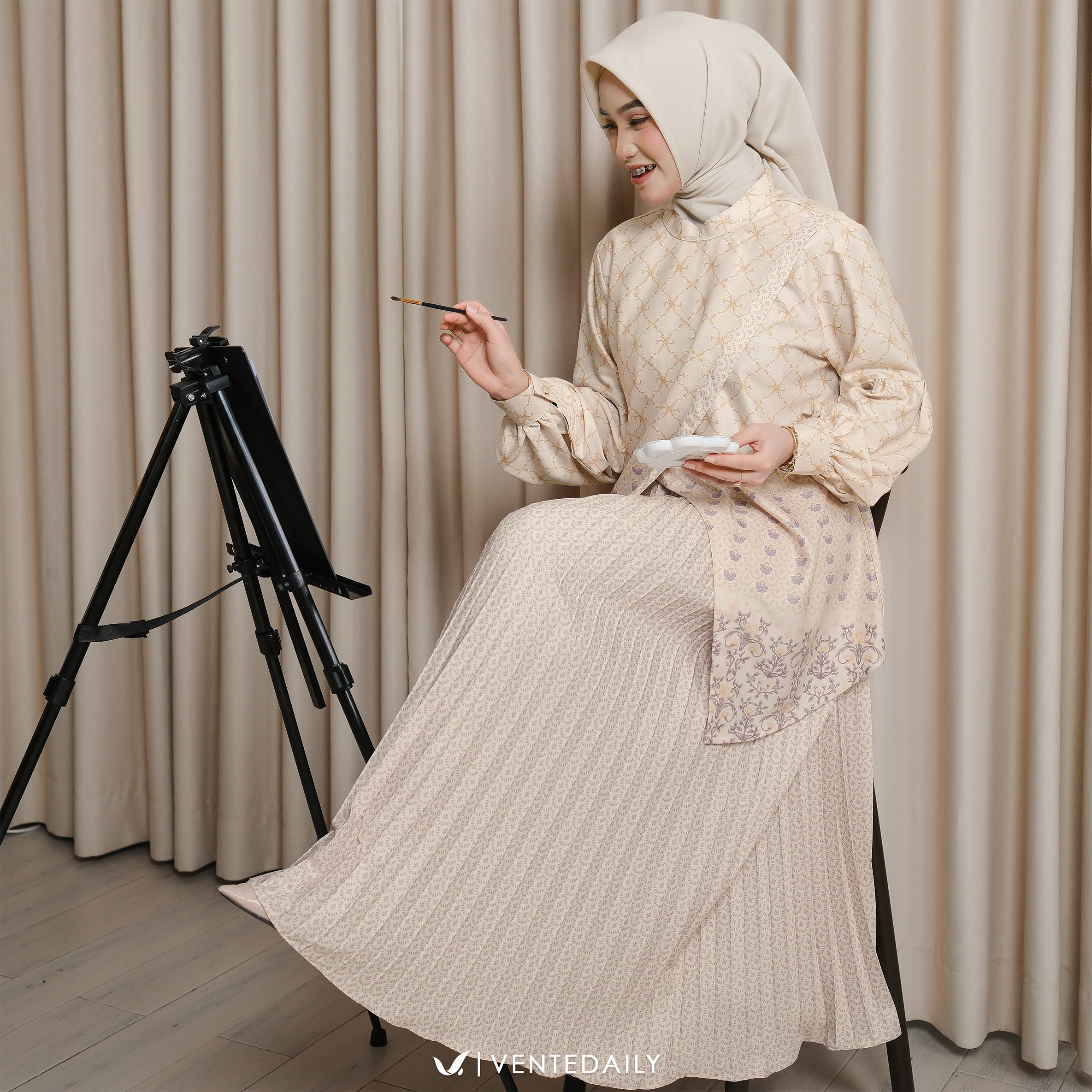 VELIA ONESET ROK - VENTEDAILY
