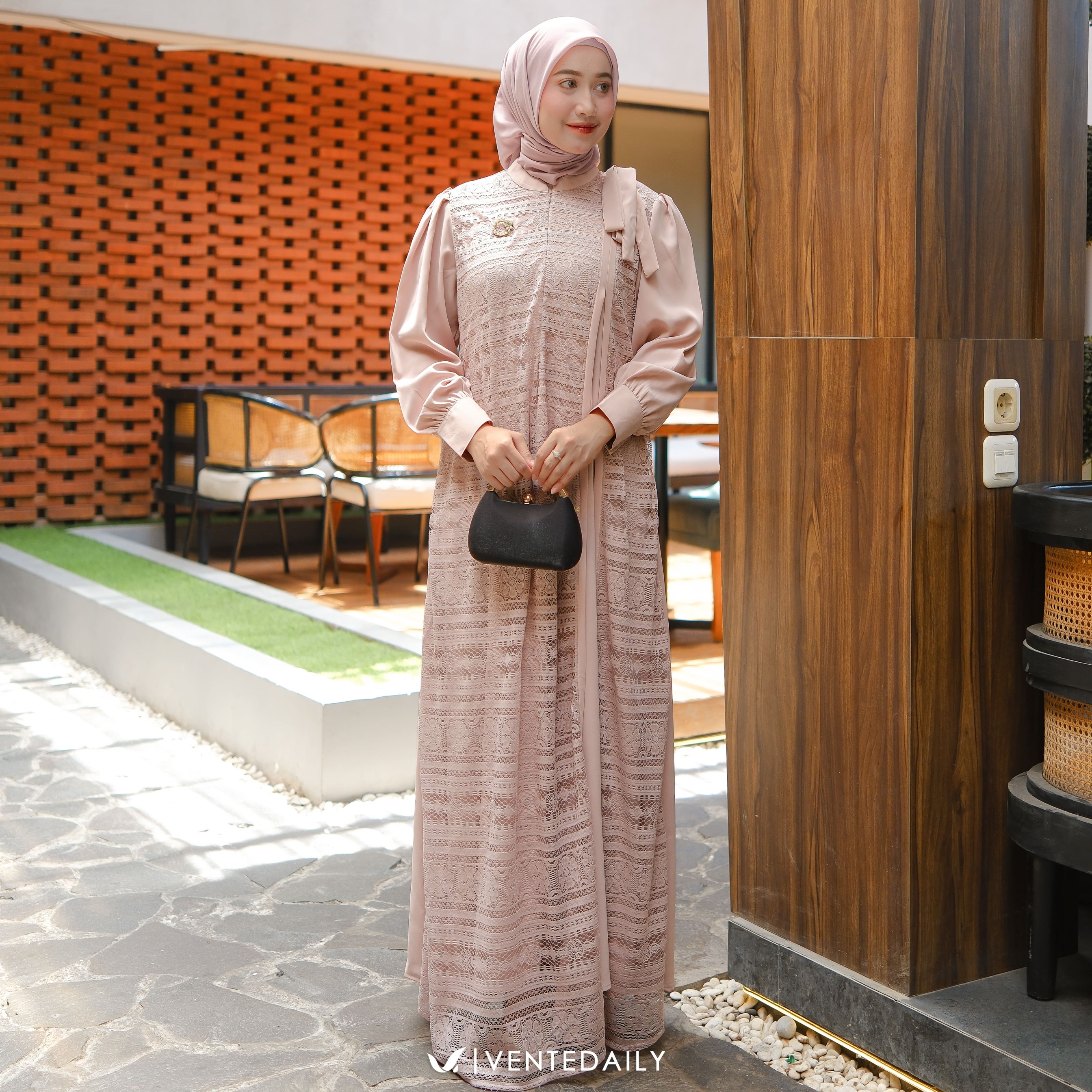 PRISHA MAXY - VENTEDAILY
