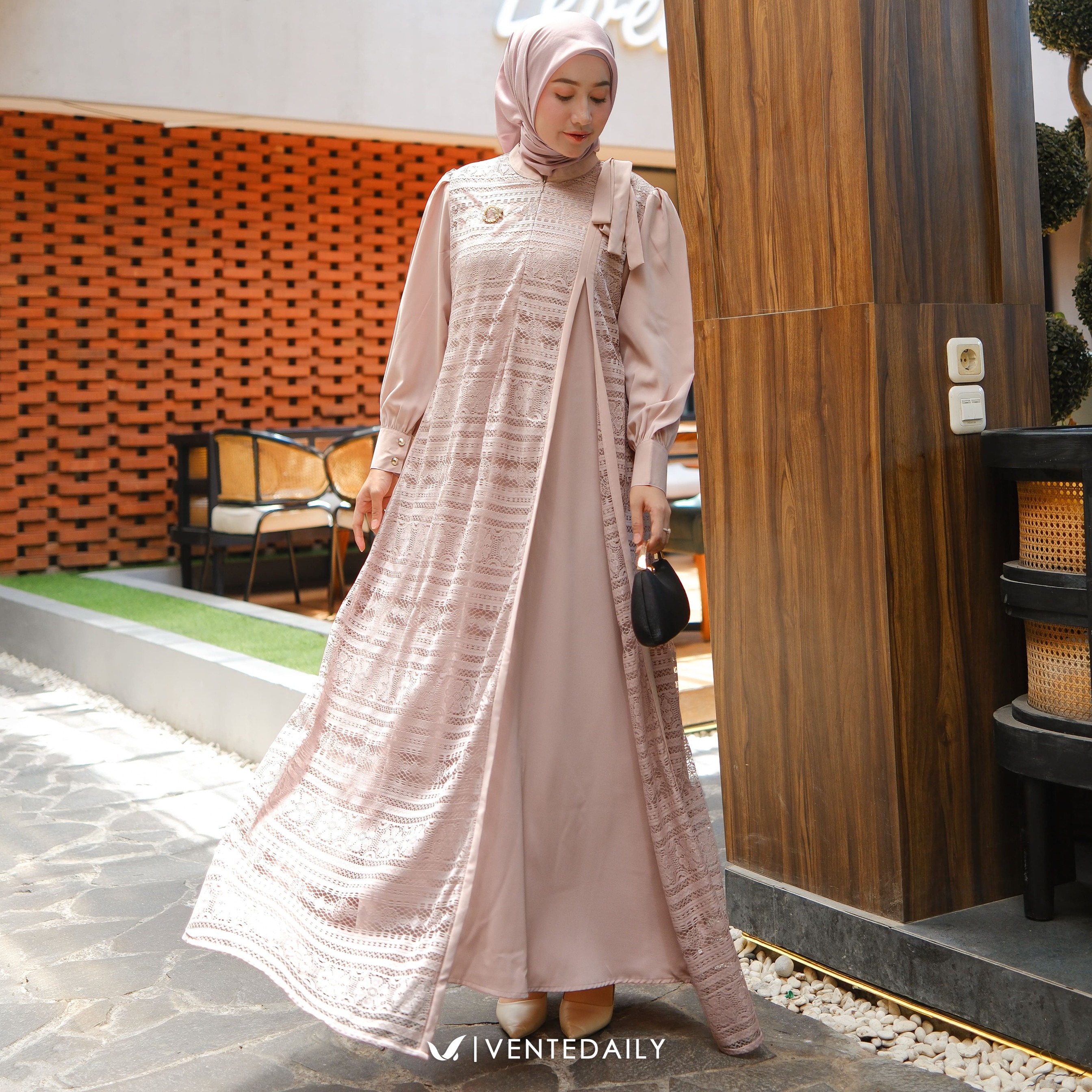PRISHA MAXY - VENTEDAILY