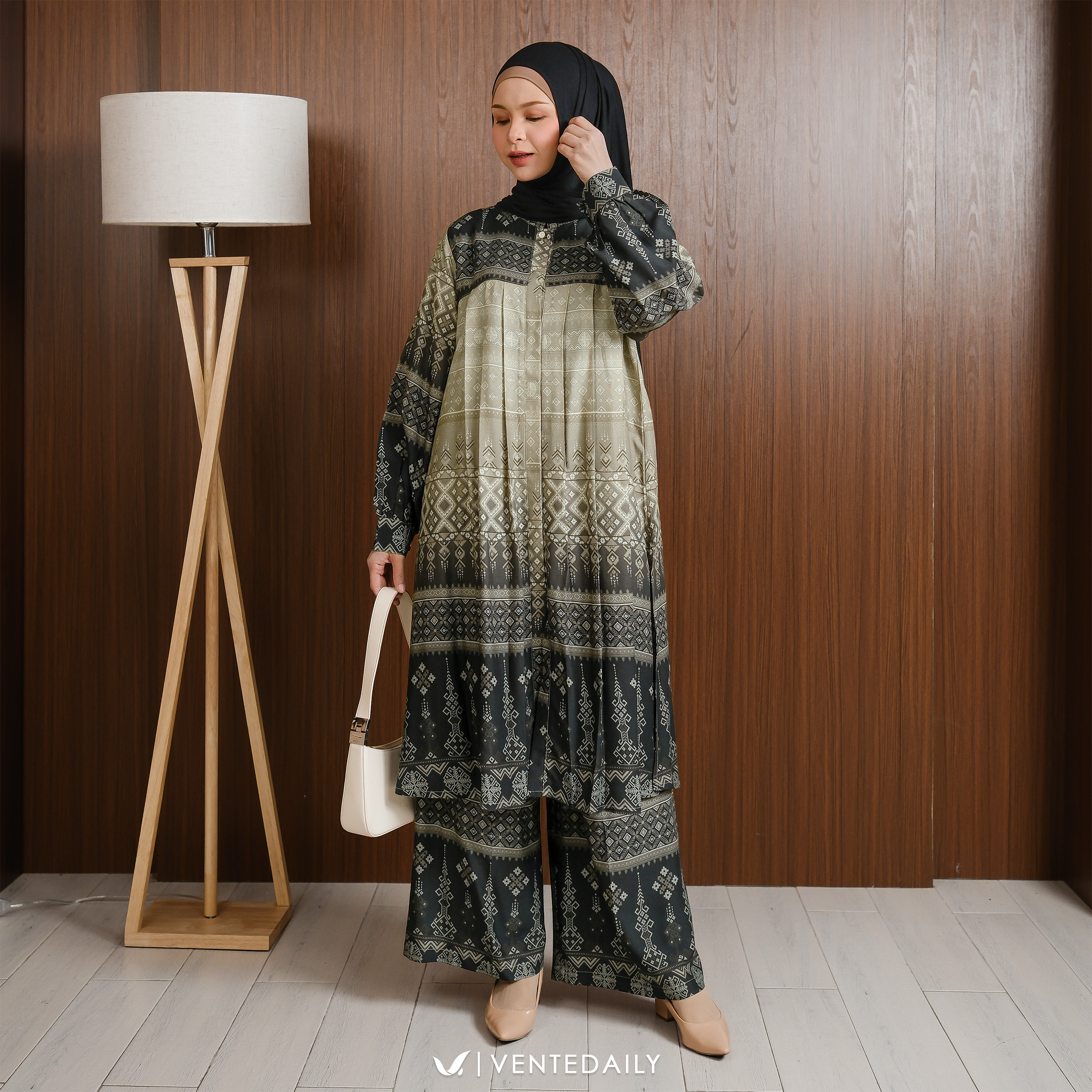 ARINDA ONESET - VENTEDAILY