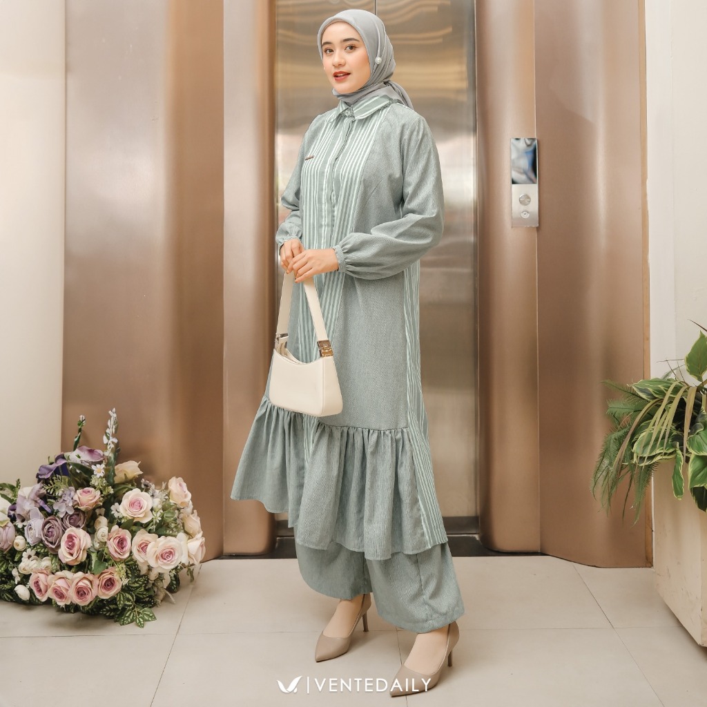 DELILA ONESET - VENTEDAILY