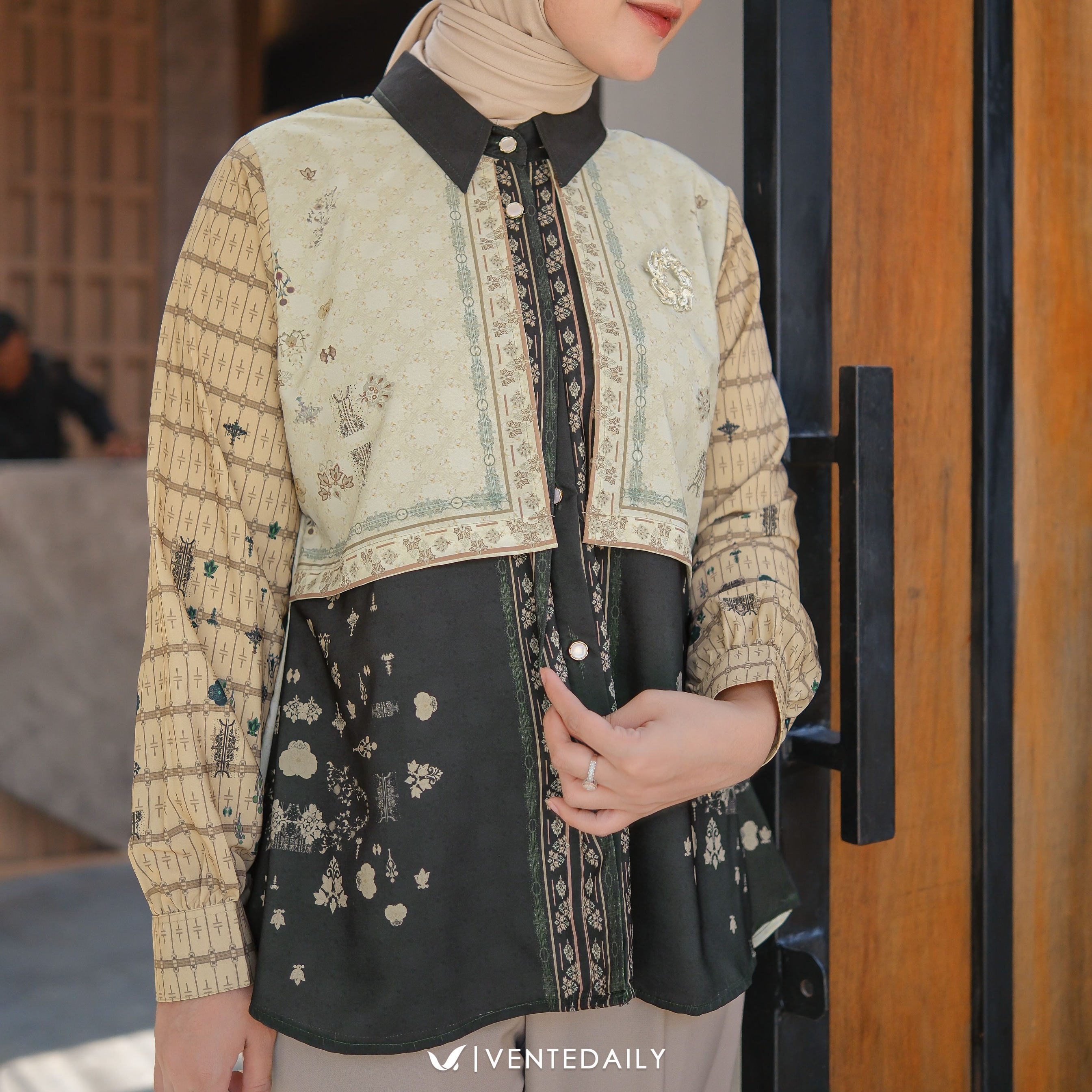 KANIA TUNIK - VENTEDAILY